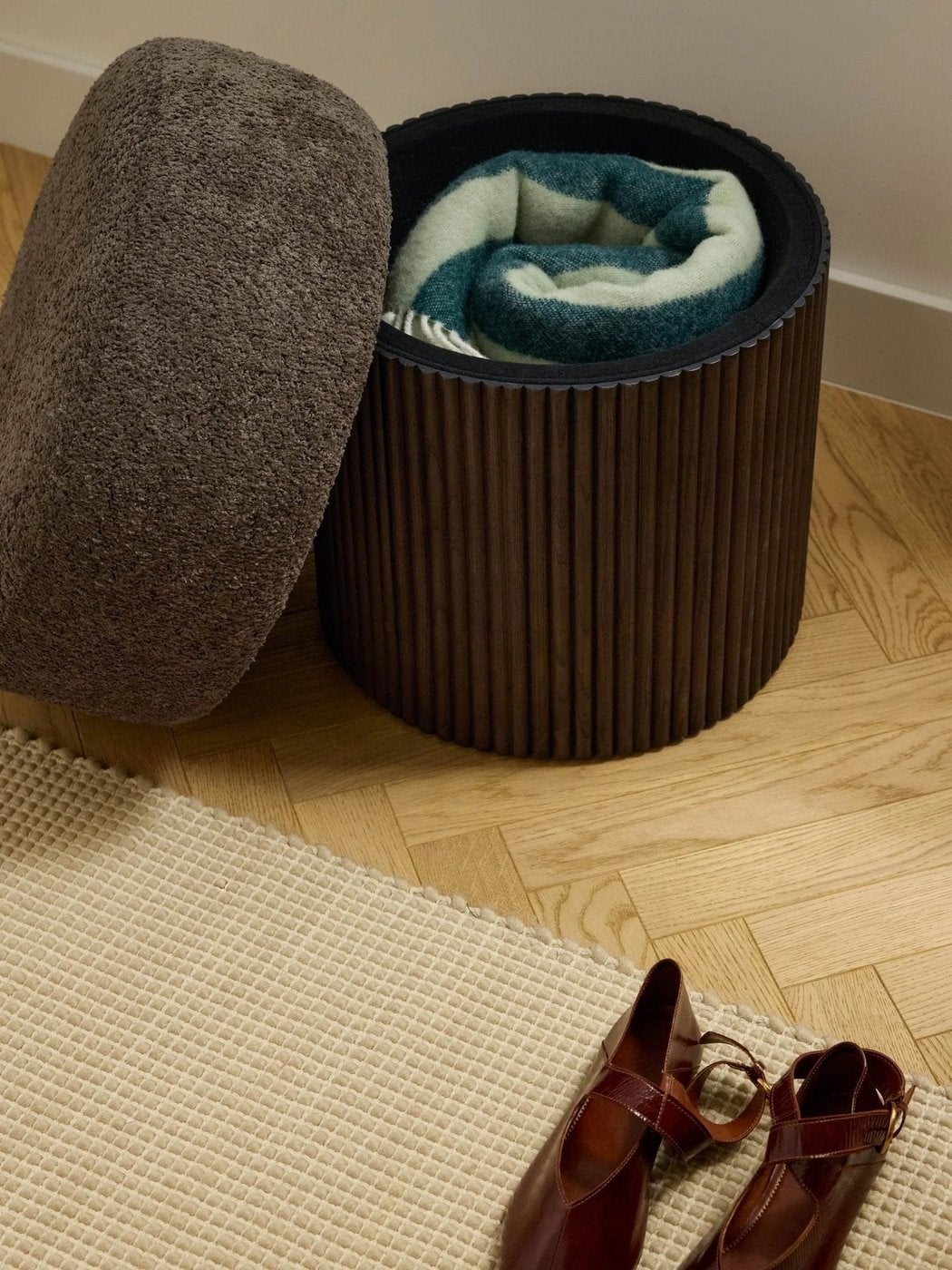 Nala Modern Saklama Alanlı Yuvarlak Puf 50 cm