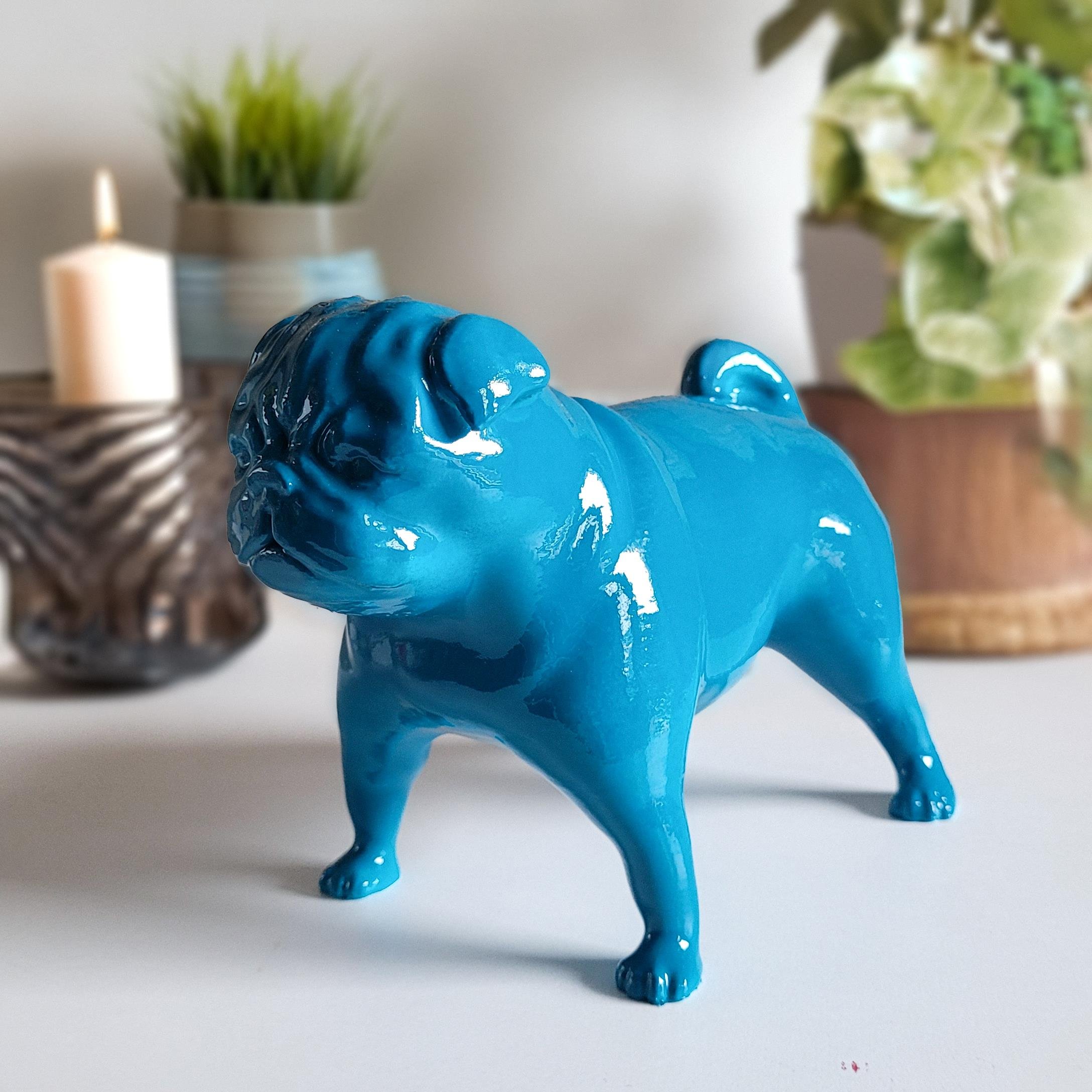 Pug Köpek Figürü | Koyu Turkuaz