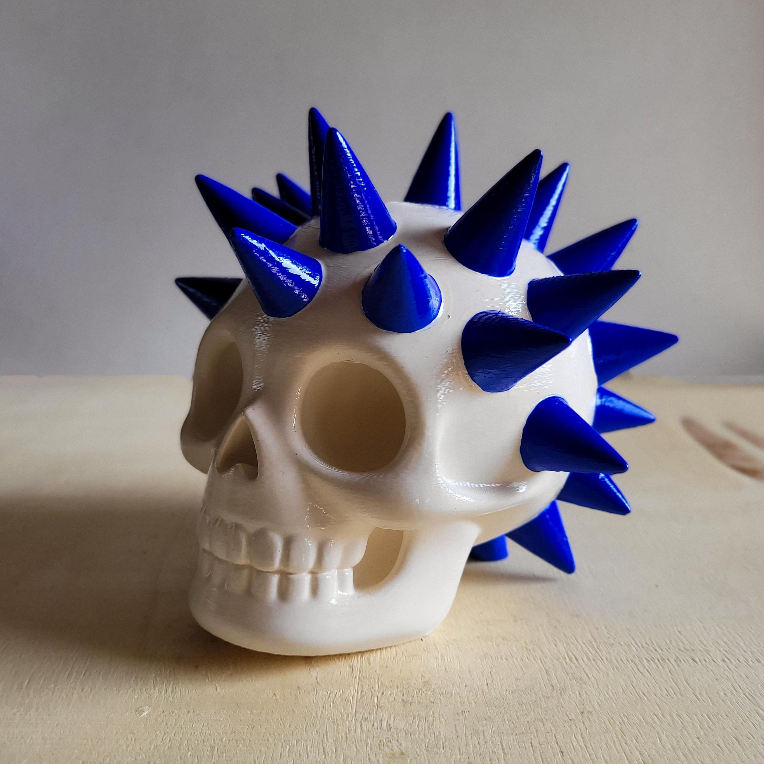 Punk Kafatası Figürü | Kısa Ultramarin