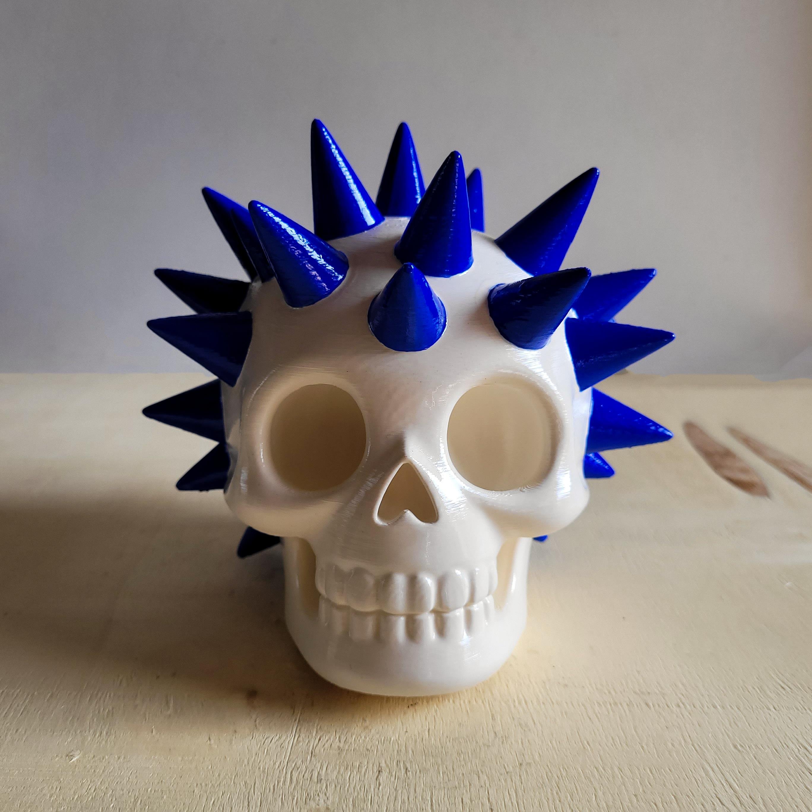 Punk Kafatası Figürü | Kısa Ultramarin
