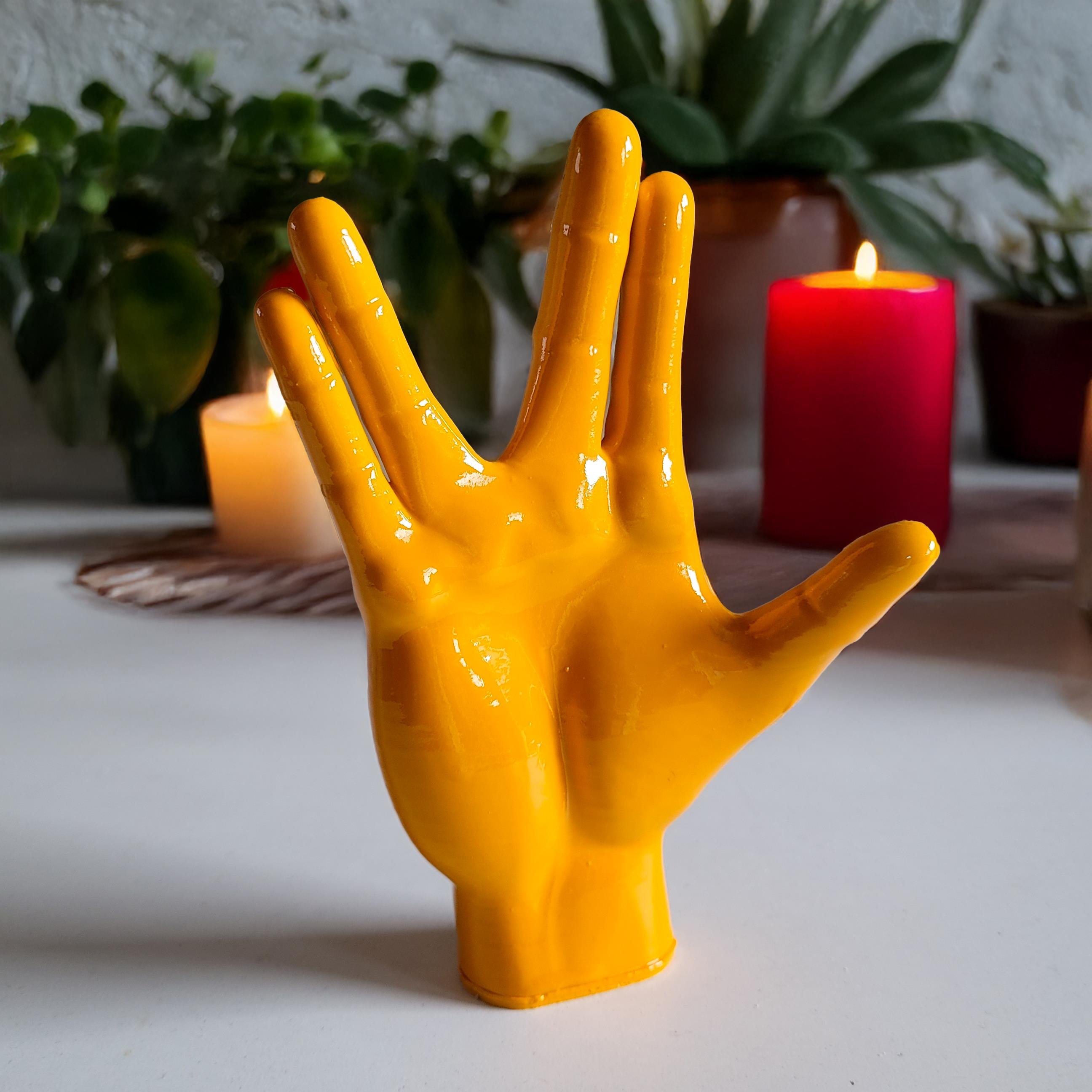 Spock El Figürü | Koyu Sarı