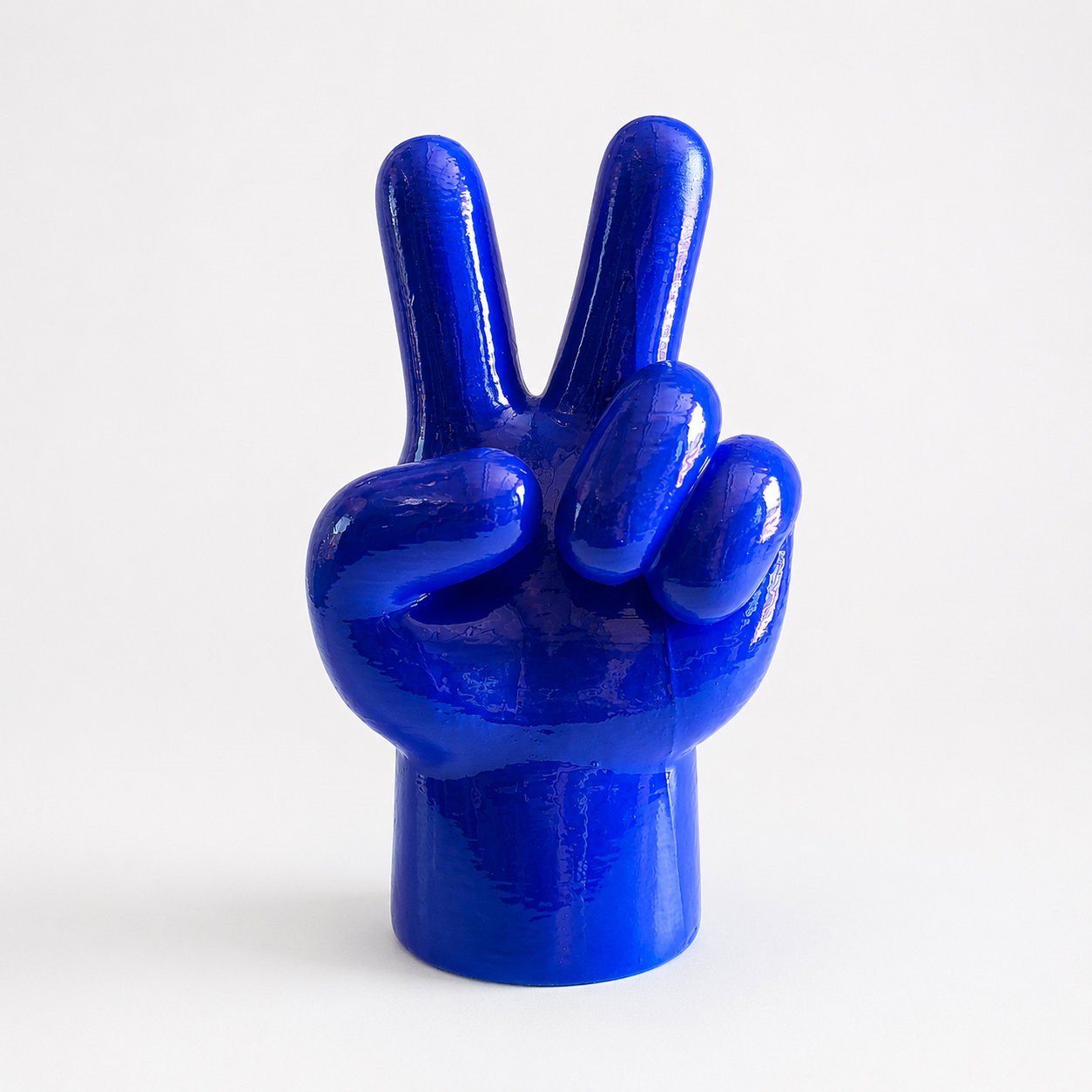 The Peace Hand | Ultramarin
