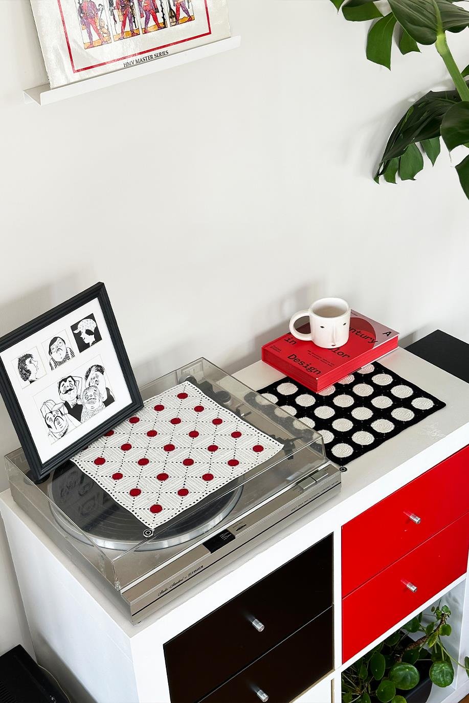 Tiny Dots El İşi Dantel Örtü
