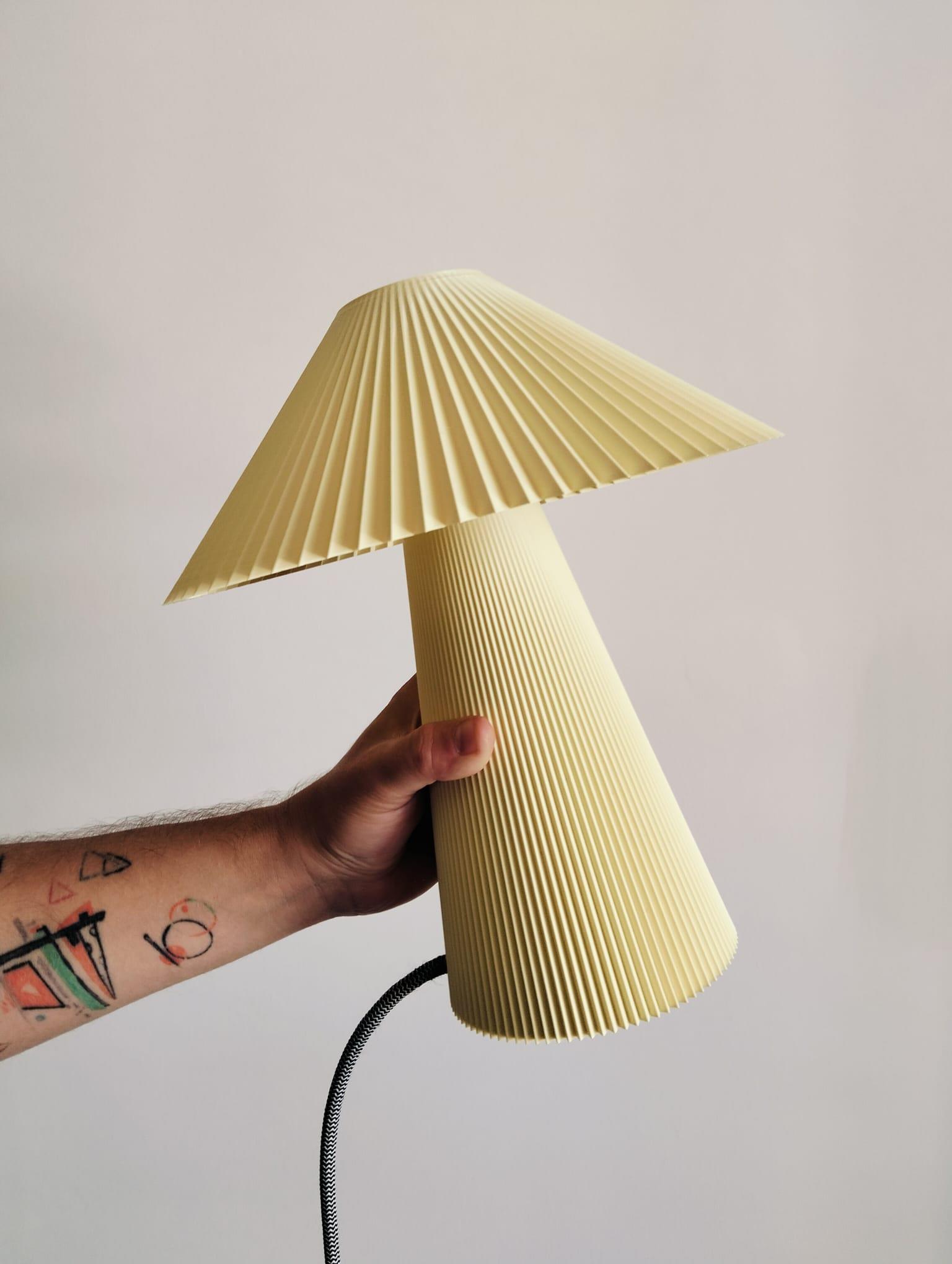 Tokyo Lamp No.9