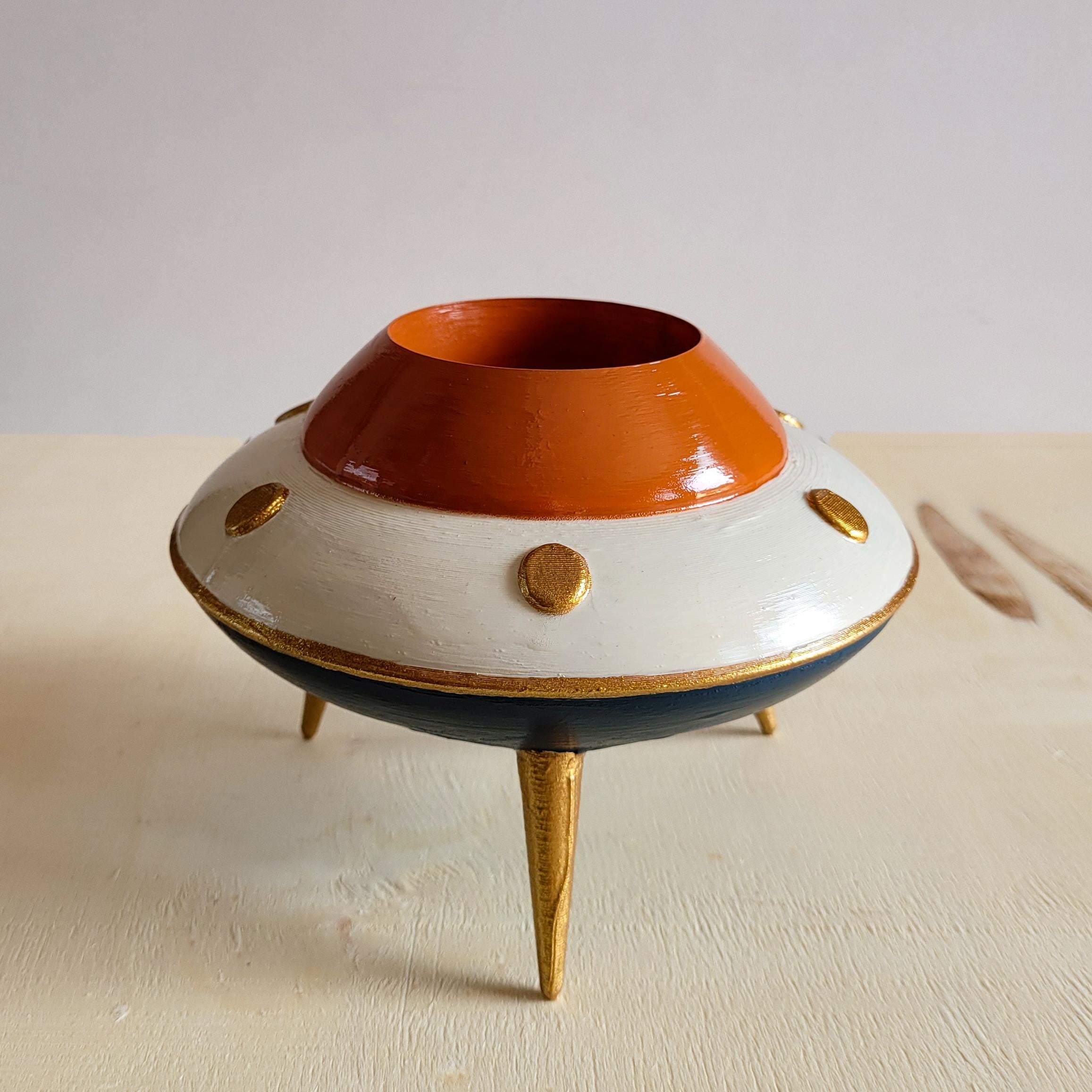 UFO Mini Saksı | Kemik