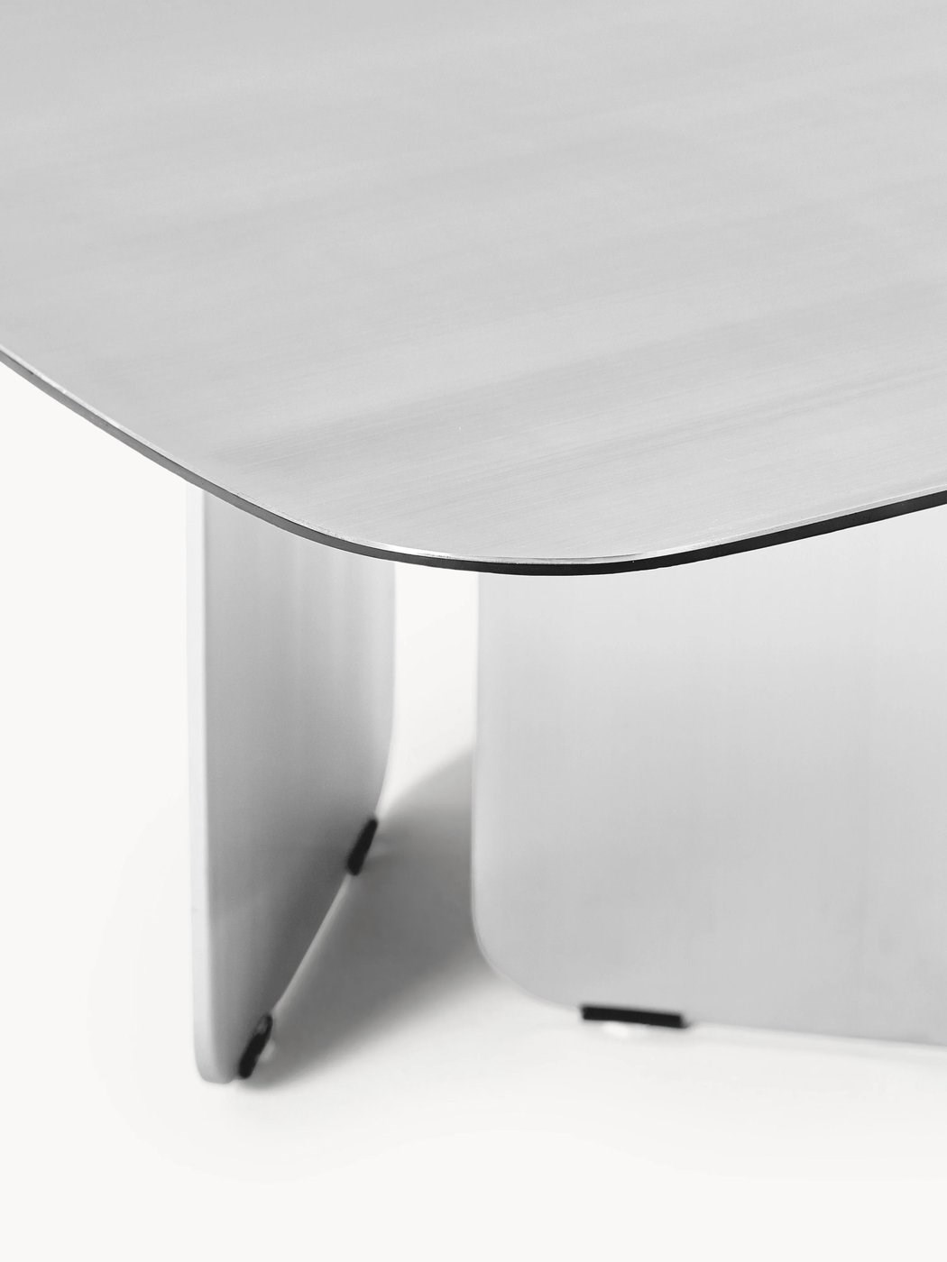 Valis Metal Orta Sehpa – Modern Minimalist Tasarım