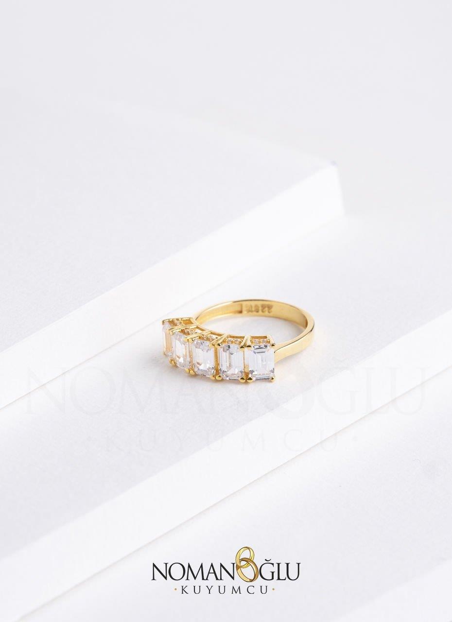 22 Ayar Beştaş Yüzük