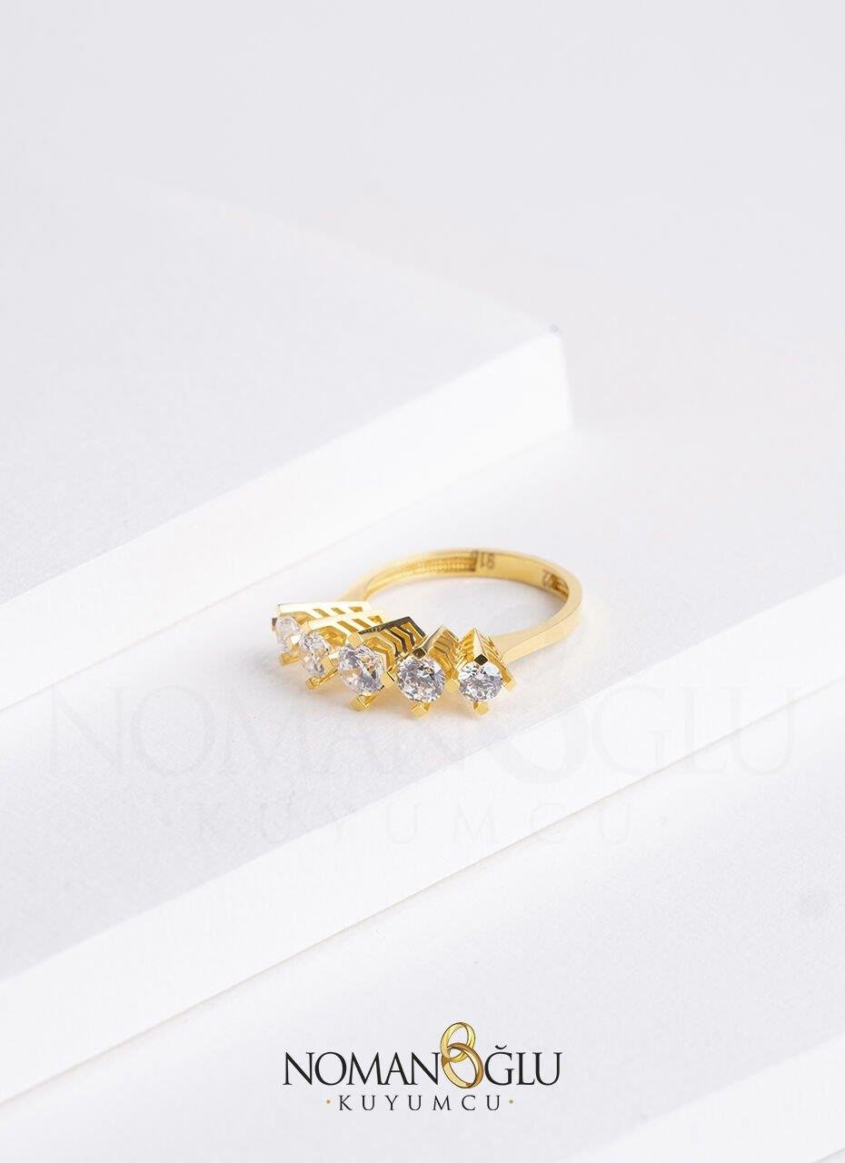 22 Ayar Beştaş Yüzük