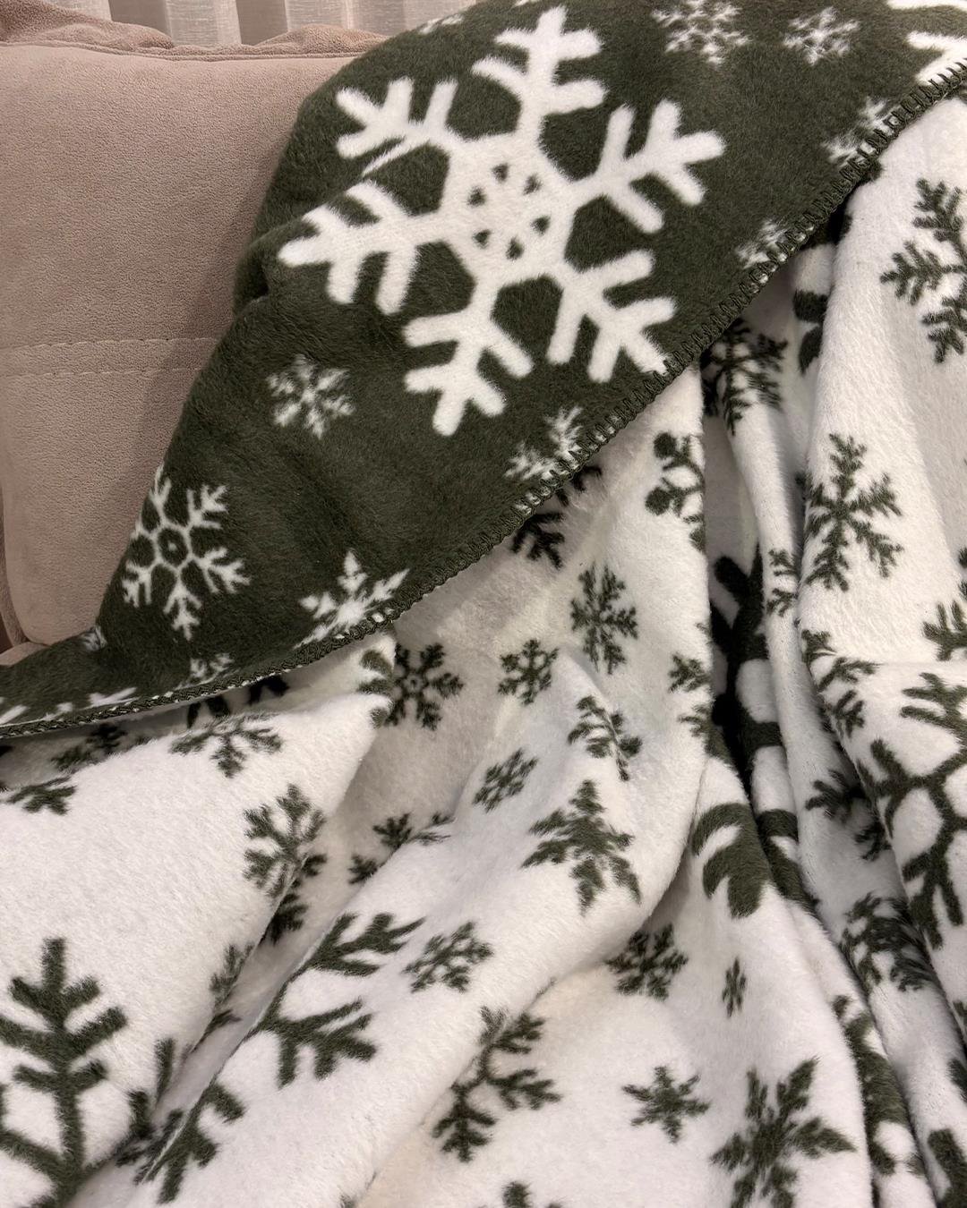 Kar Taneleri Yeşil Battaniye (130x170 cm)