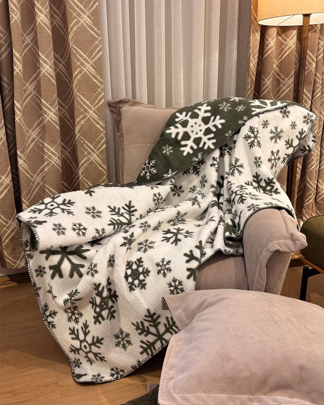 Kar Taneleri Yeşil Battaniye (130x170 cm)