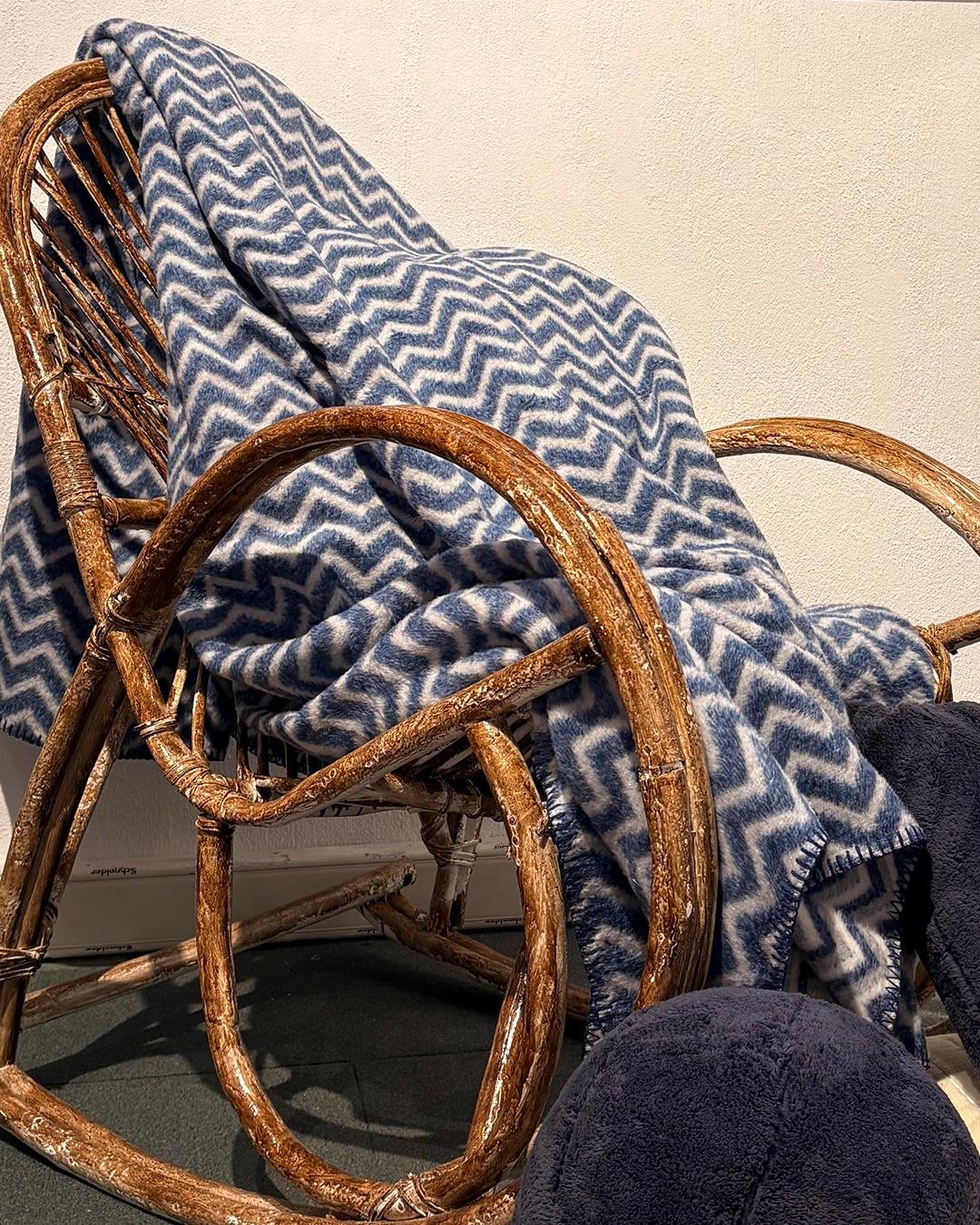 Kış Dalgası Çizgili Pamuk Battaniye (200x220 cm)