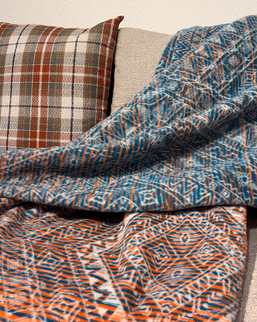 Turuncu Mavi Etnik Desen Pamuk Battaniye (200x220 cm)