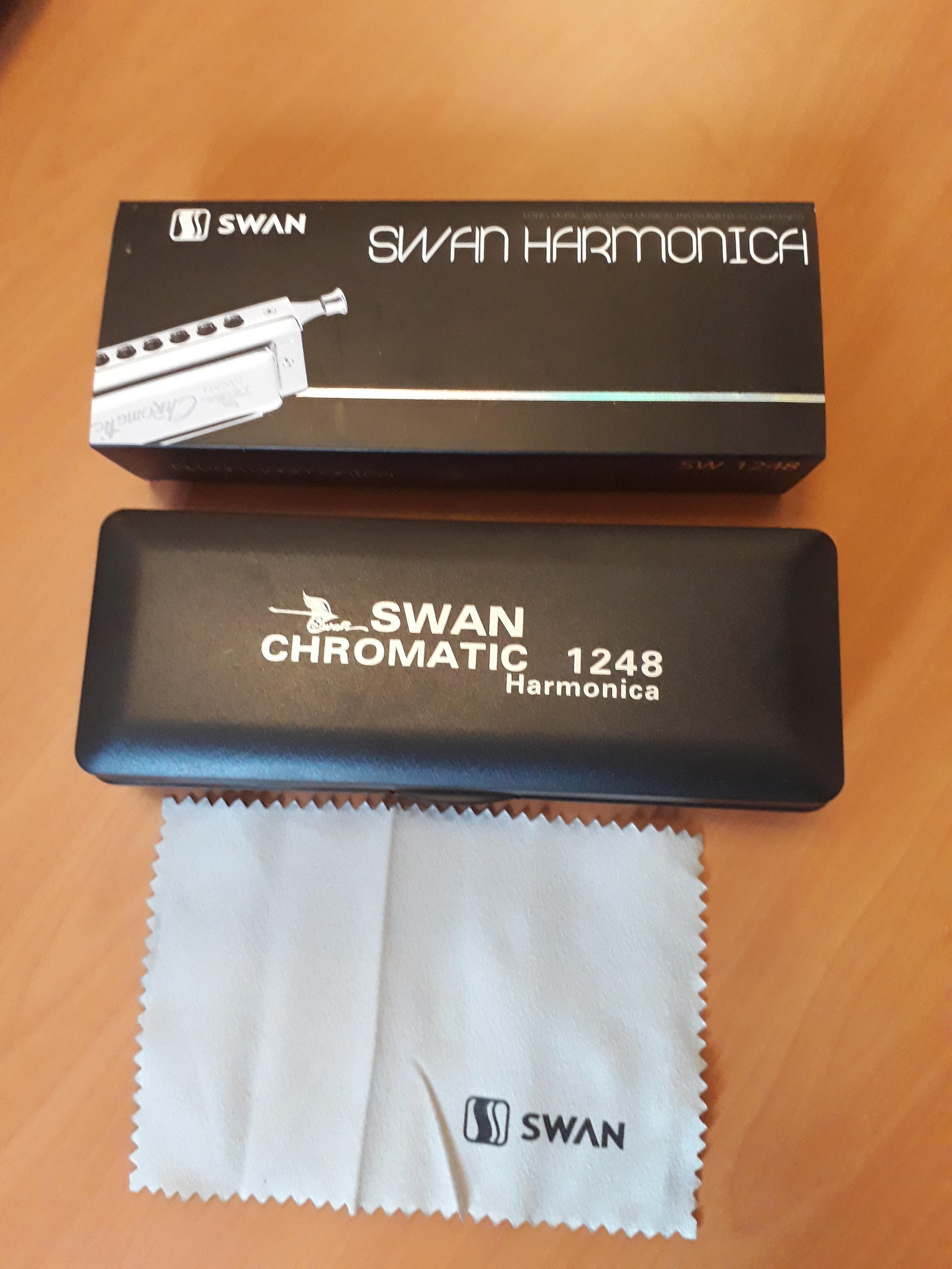 MIZIKA, SWAN CHROMATIC HARMONICA