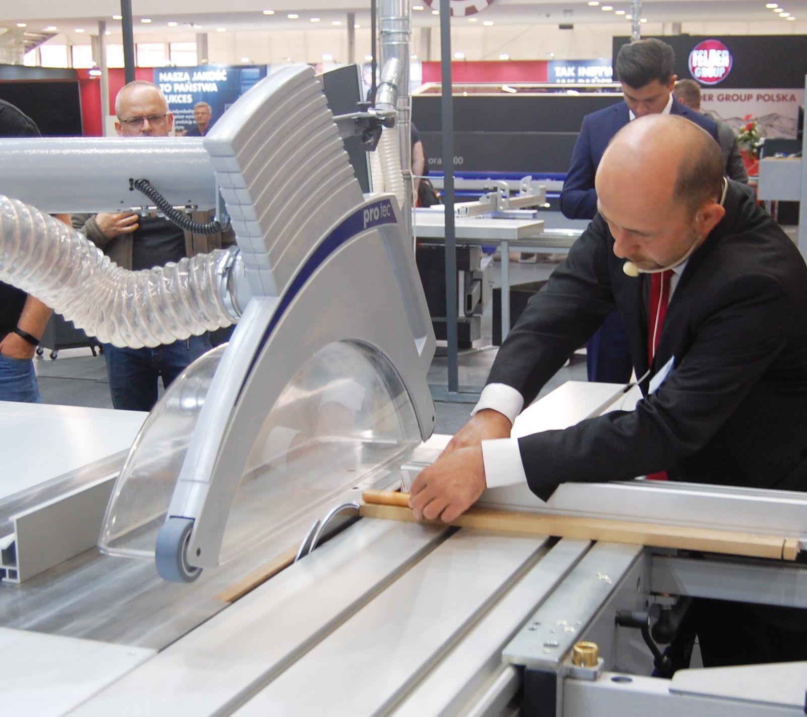 FELDER PREMIUM DAİRE TESTERE MAKİNASI K945 PCS