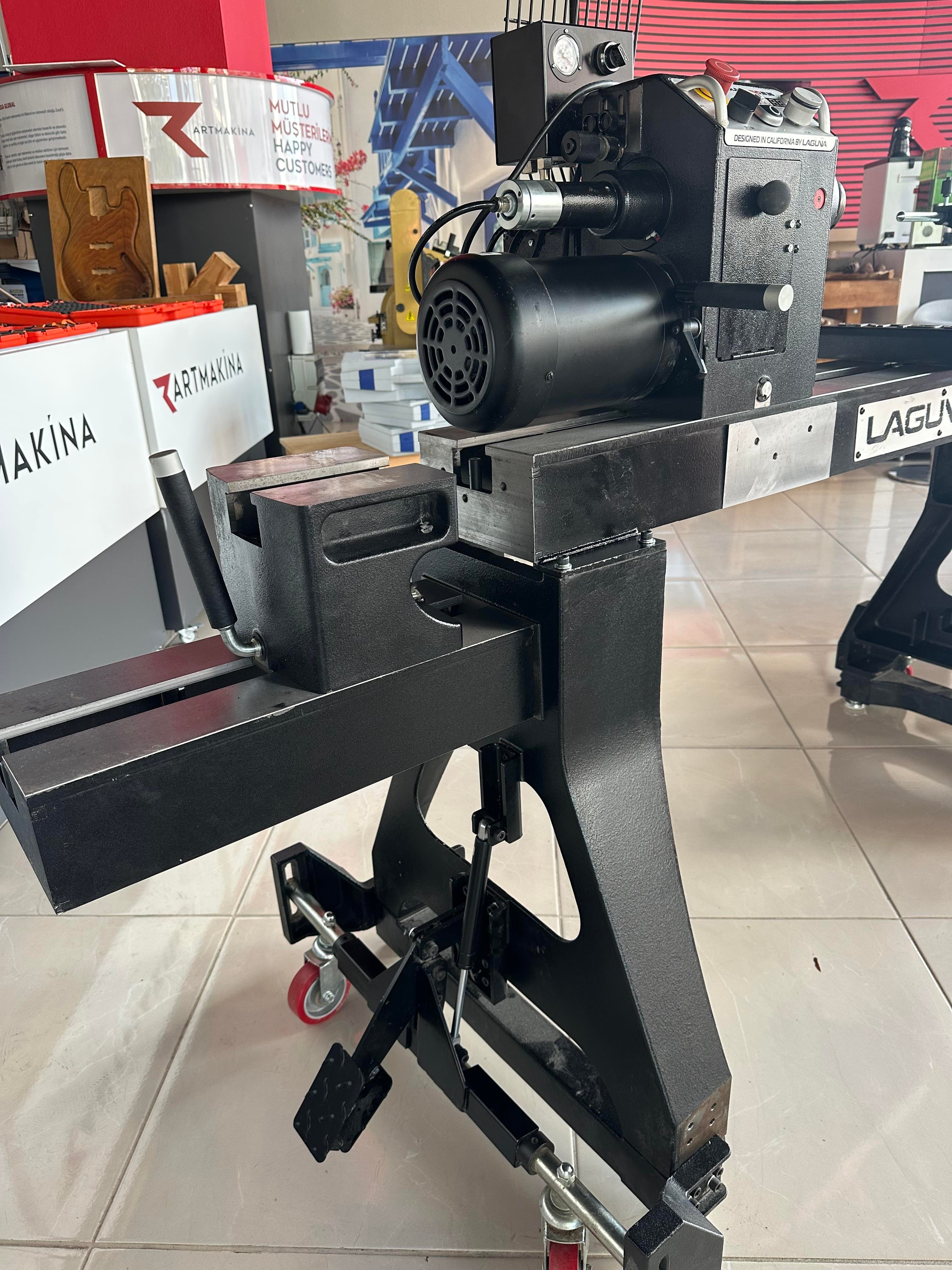 LAGUNA TORNA  MAKİNESİ REVO 18|36FELDERLAGUNA TORNA  MAKİNESİ REVO 18|36 FELDER Felder, Hammer, Mayer, xTool, Jet, Ake, Zünd, Ita Tools, Ceratizit, Laguna Tools, Rapha | Takimmarket.net