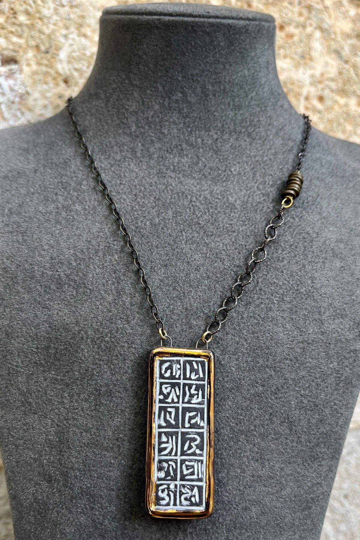 Antik Görünümlü Seramik Gümüş Kolye By-7950