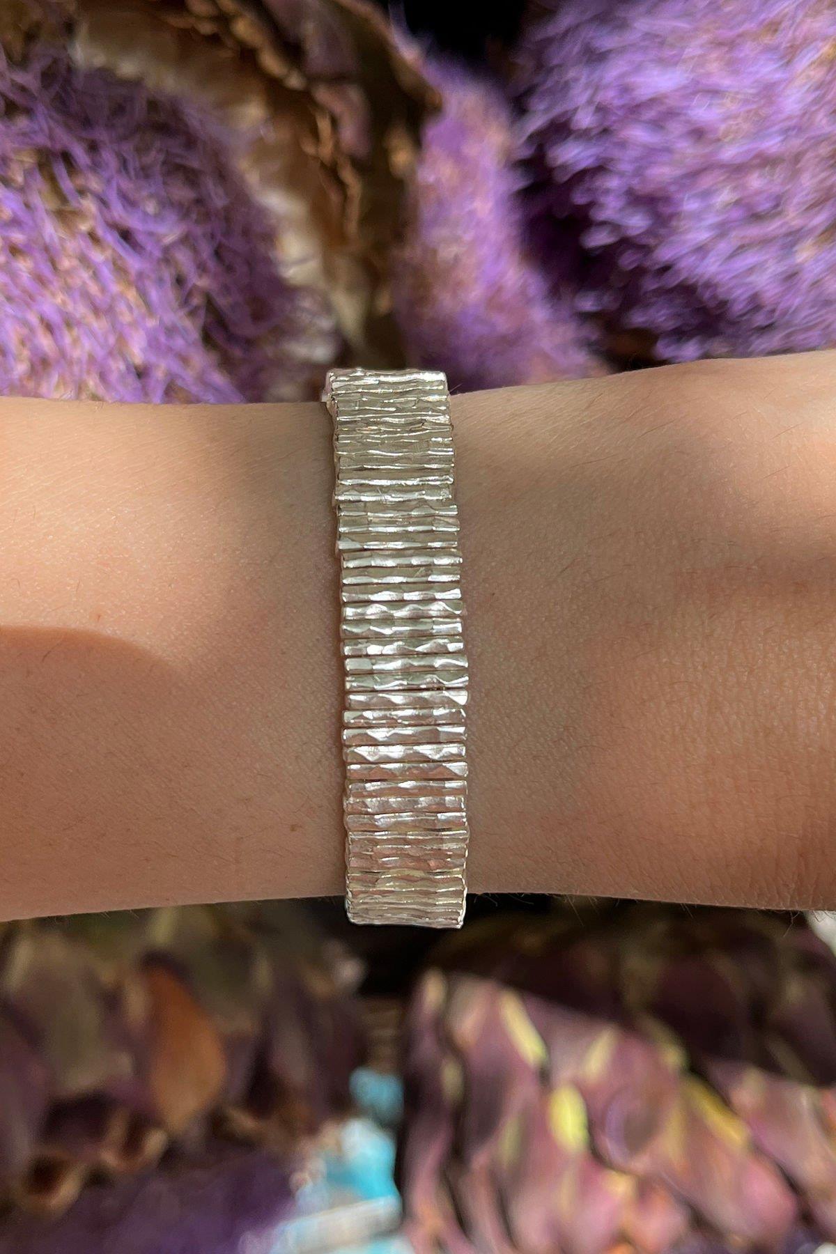 Çubuk Model Gümüş Rengi Bronz Bileklik By-8462