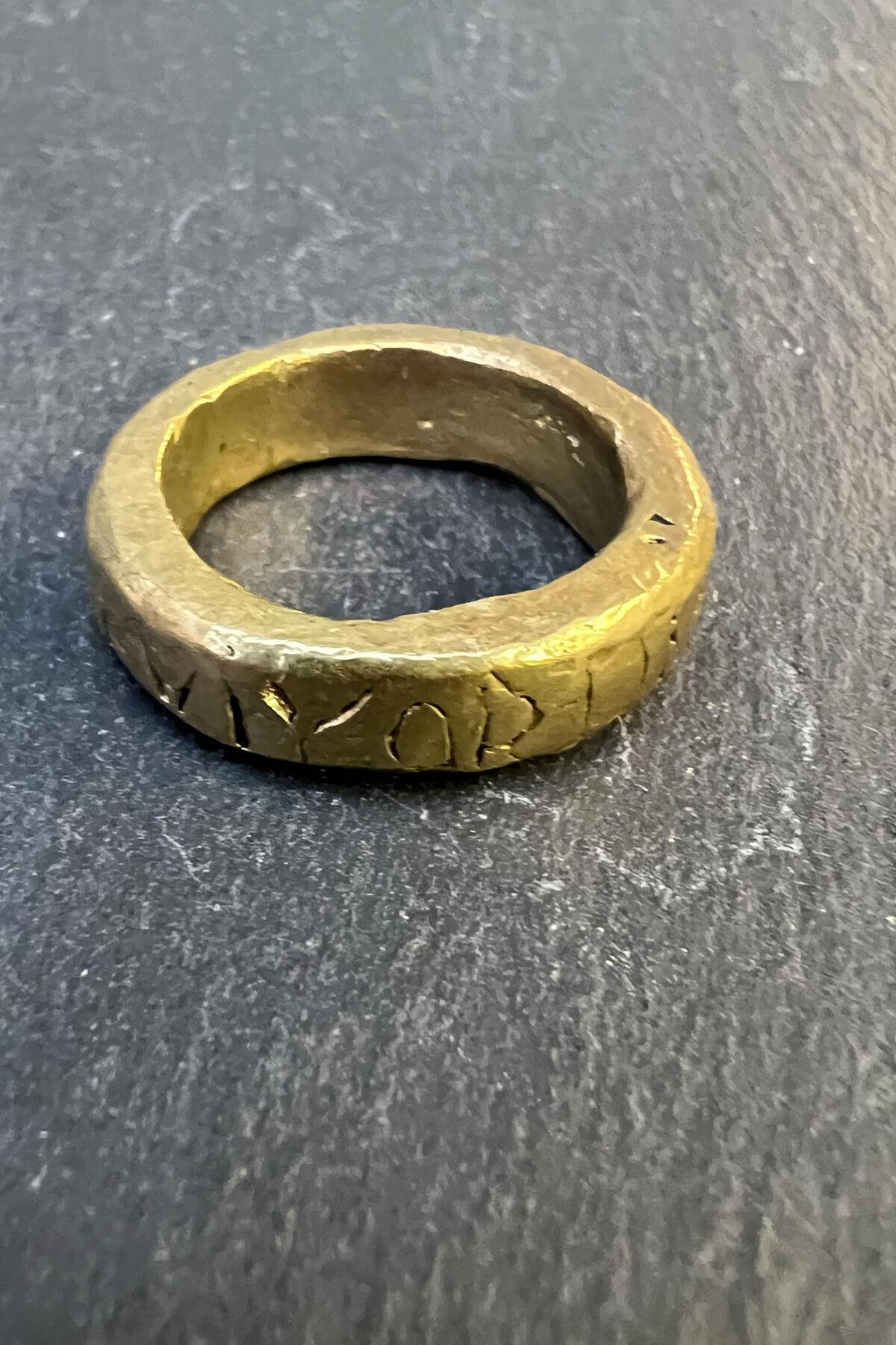 Desenli Kalın Gümüş Yüzük By-6406