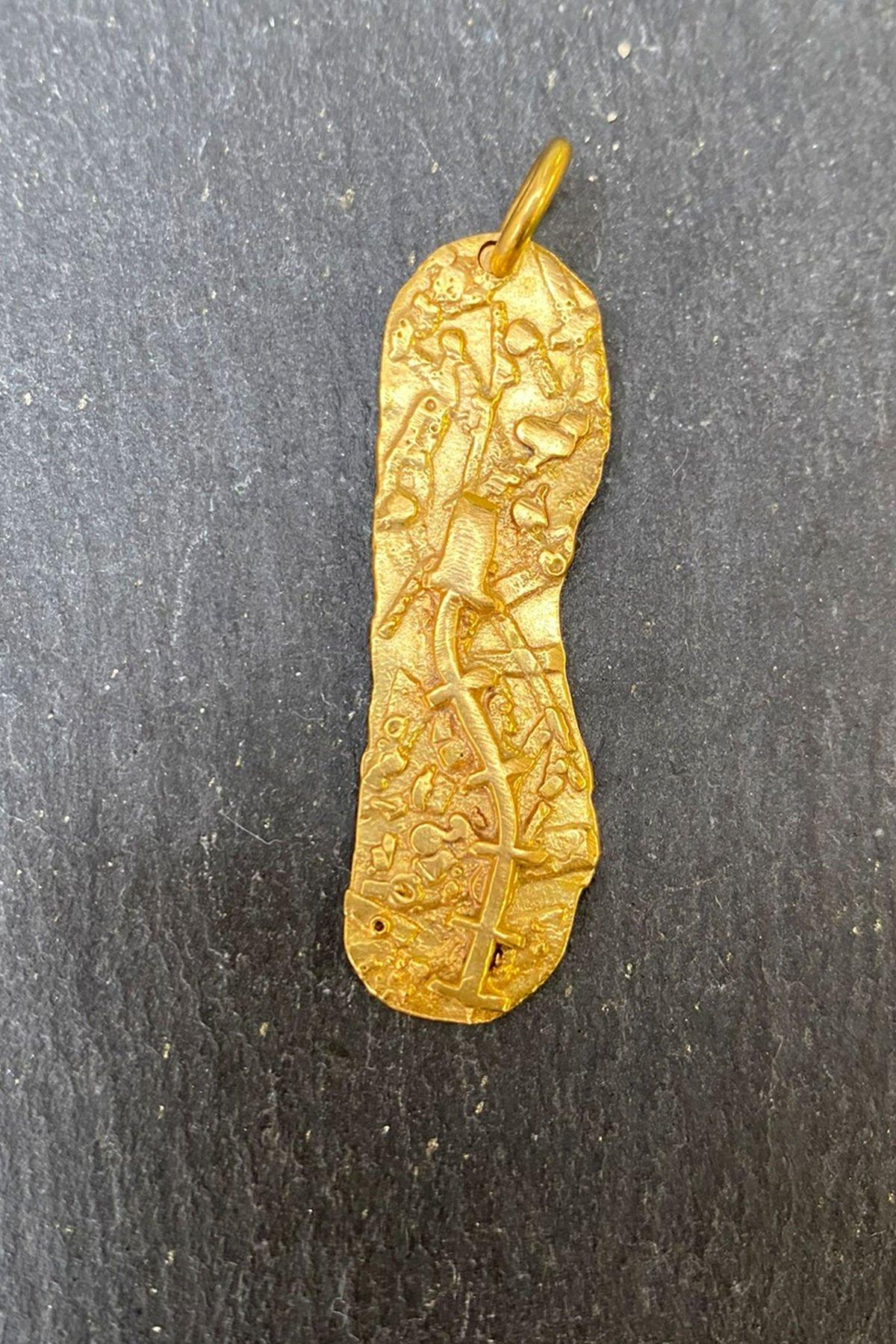 Desenli Şerit Bronz Kolye Ucu By-6196