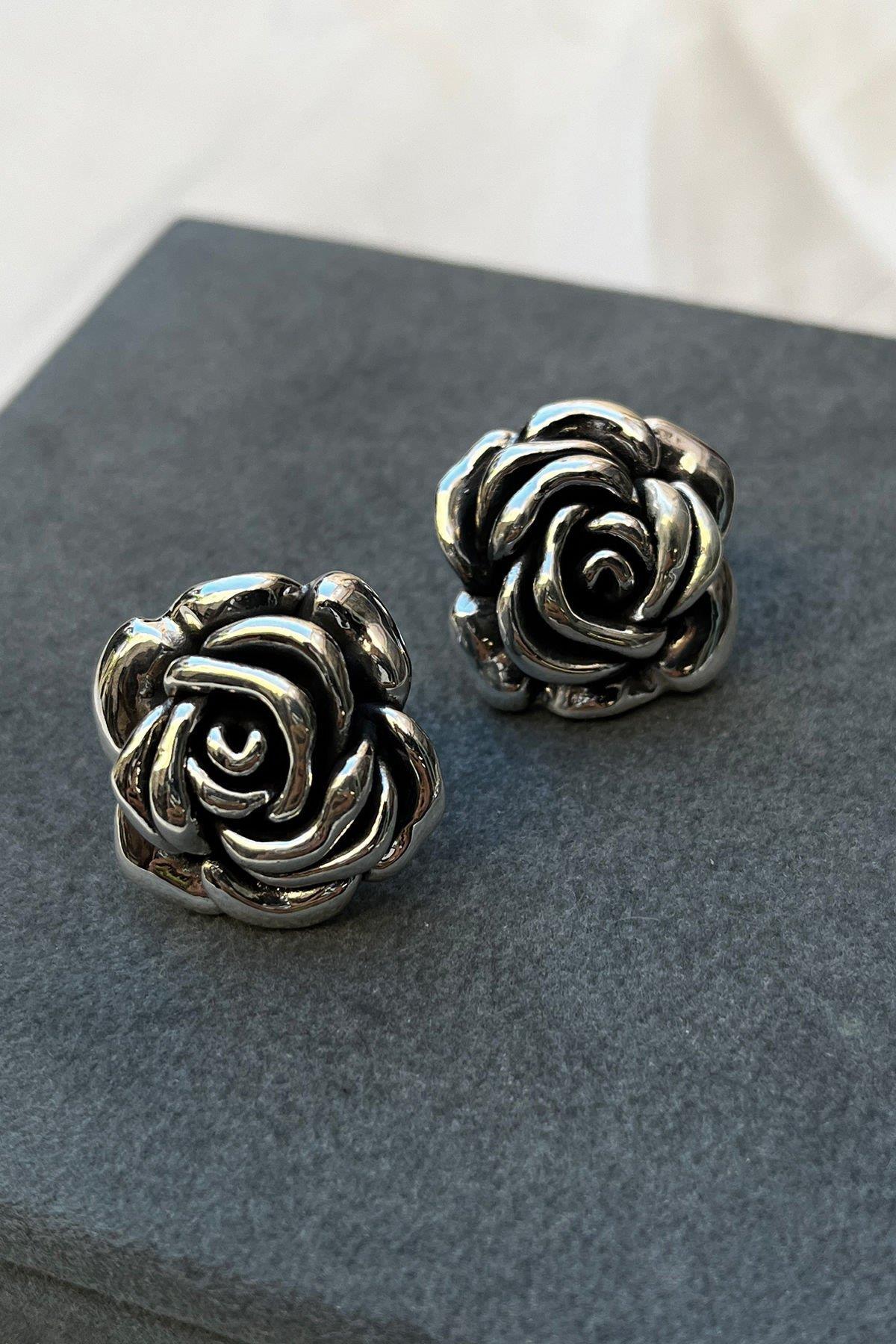 Gül Model Gümüş Küpe By-8332