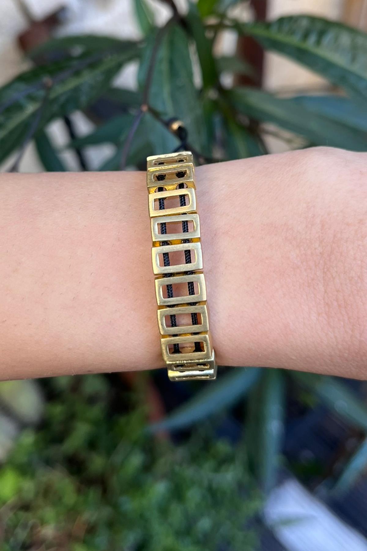 İçi Boş Dikdörtgen Model Bronz Bileklik By-8886