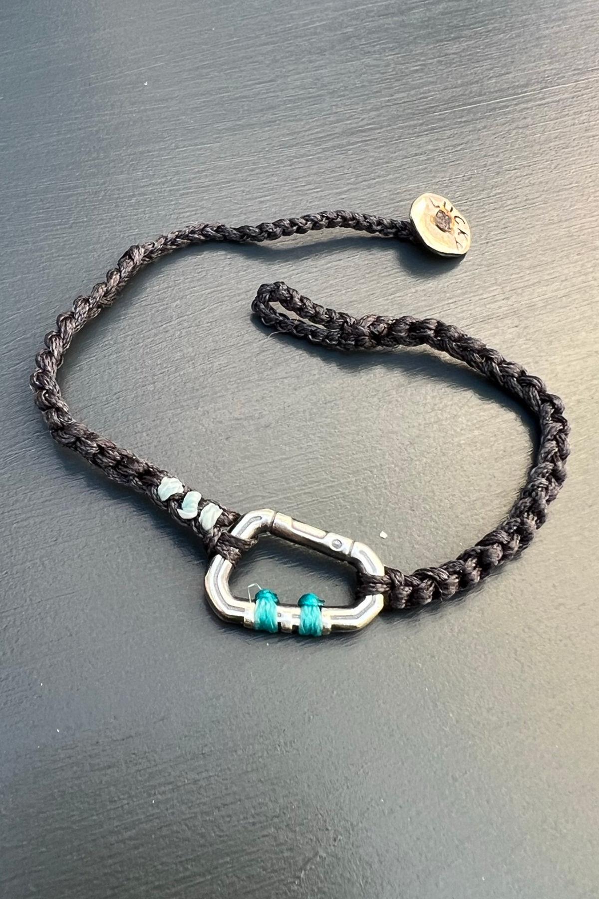 Kanca Model Siyah İpli Gümüş Erkek Bilekliği By-7202