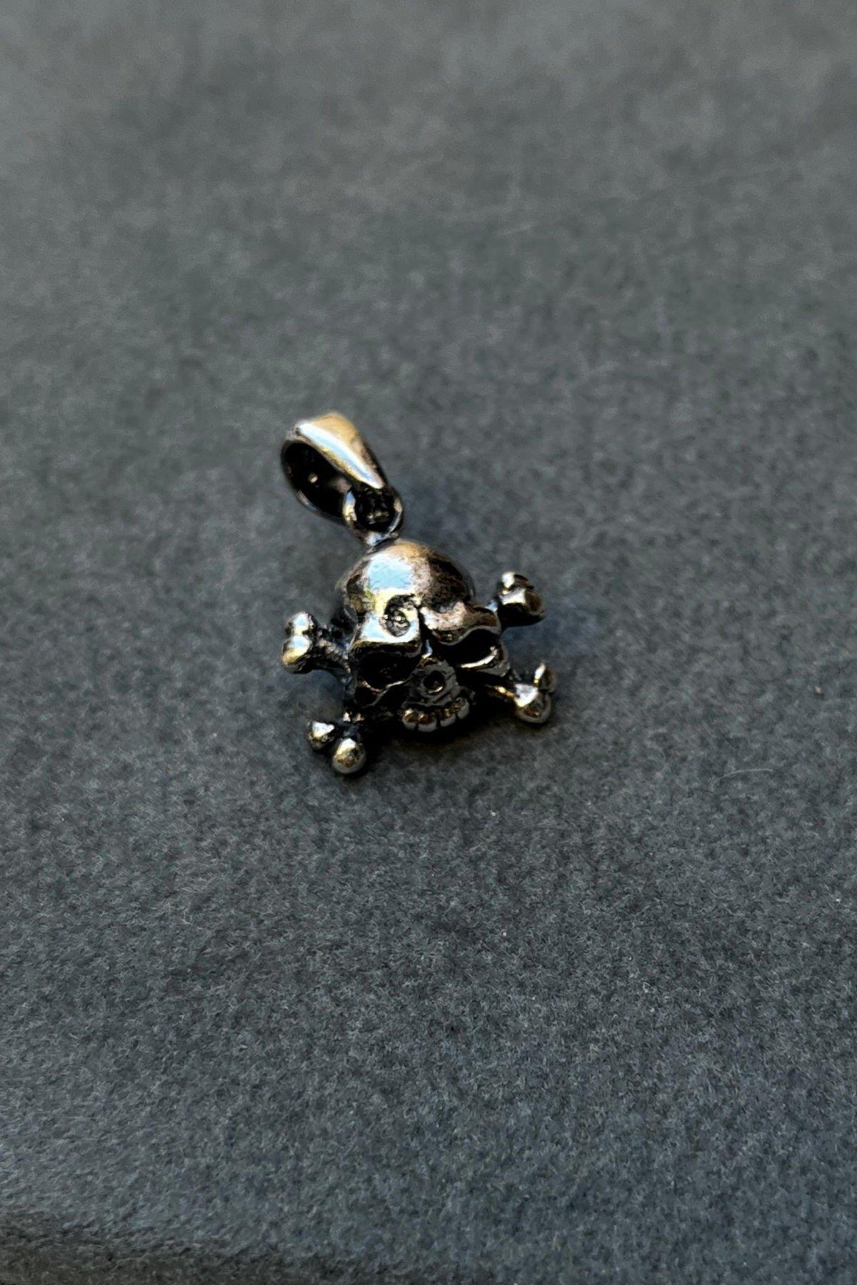 Kurukafa Model Gümüş Erkek Kolye Ucu By-8331