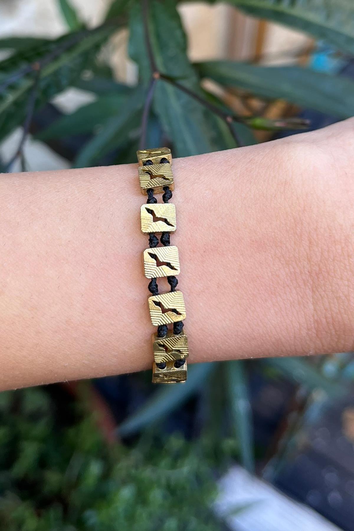 Kuş Desenli Kare Model Bronz Bileklik By-8899