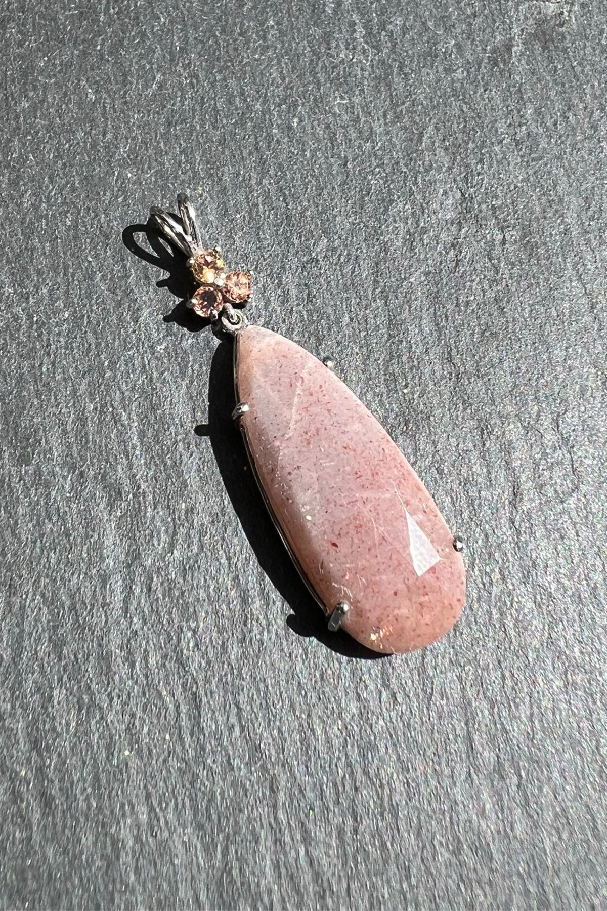 Kuvars Taşlı Gümüş Kolye Ucu By-6070