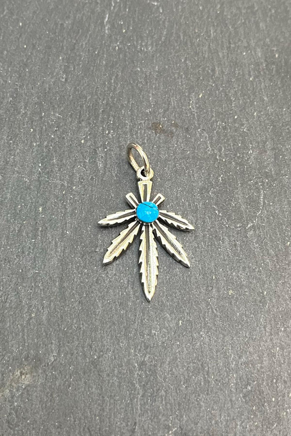 Mavi Taşlı Gümüş Erkek Kolye Ucu By-7627