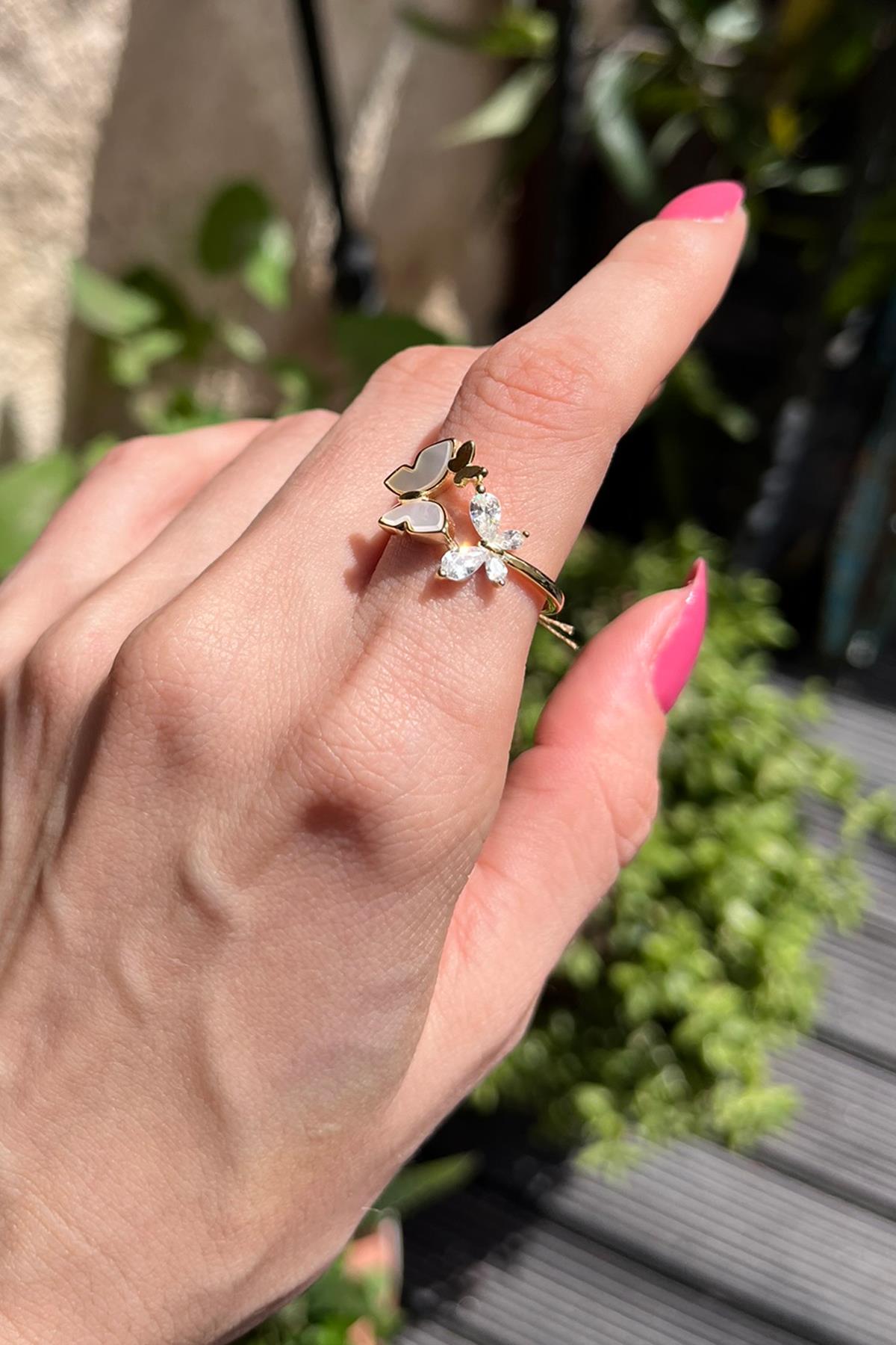 Taşlı Kelebek Model Gümüş Yüzük By-9048