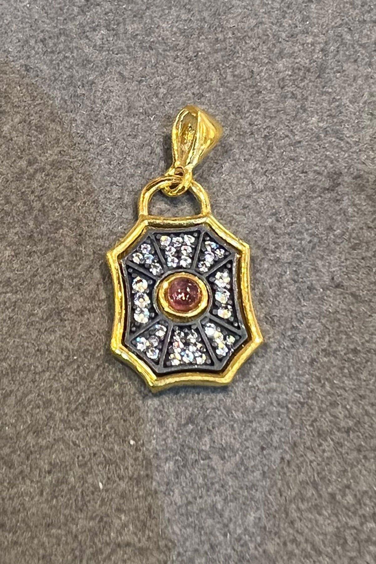 Taşlı Köşeli Model Gümüş Kolye Ucu By-7432