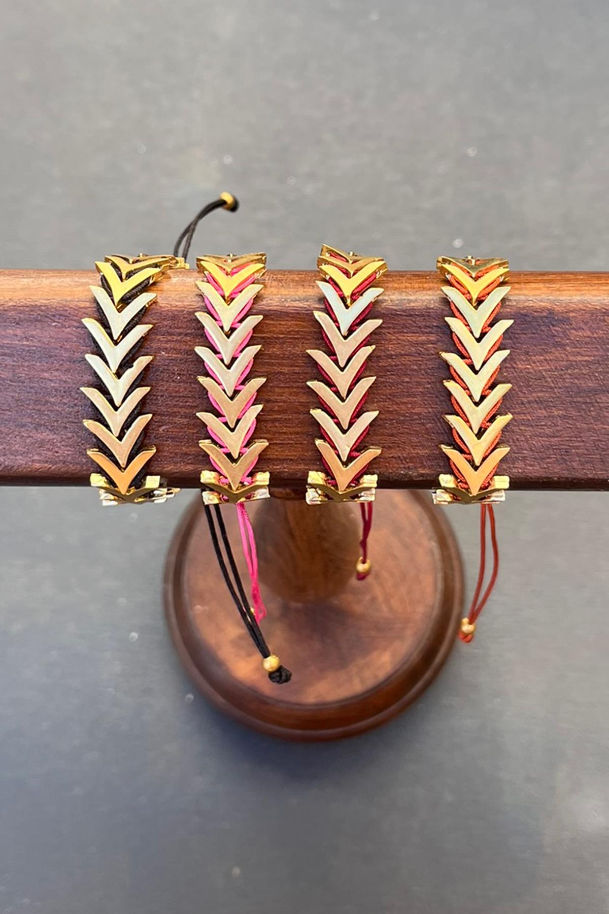 Üçgen Model Bronz Bileklik (Büyük Boy) By-8815