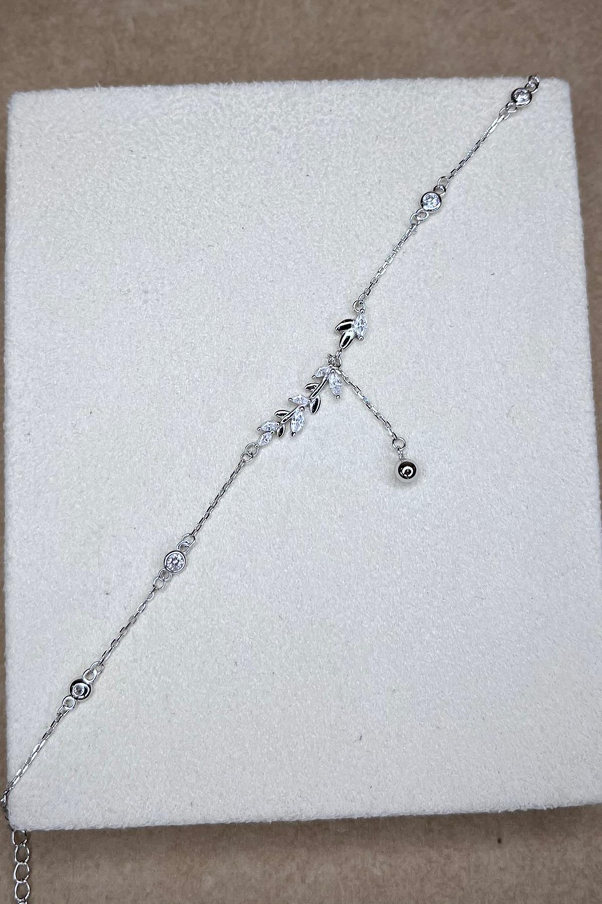 Yaprak Model Gümüş Bileklik By-8976