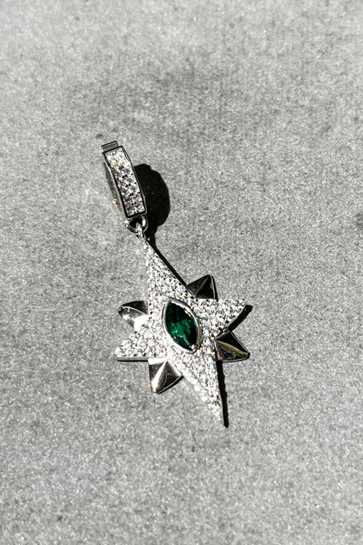 Yeşil Taşlı Gümüş Kolye Ucu By-8499