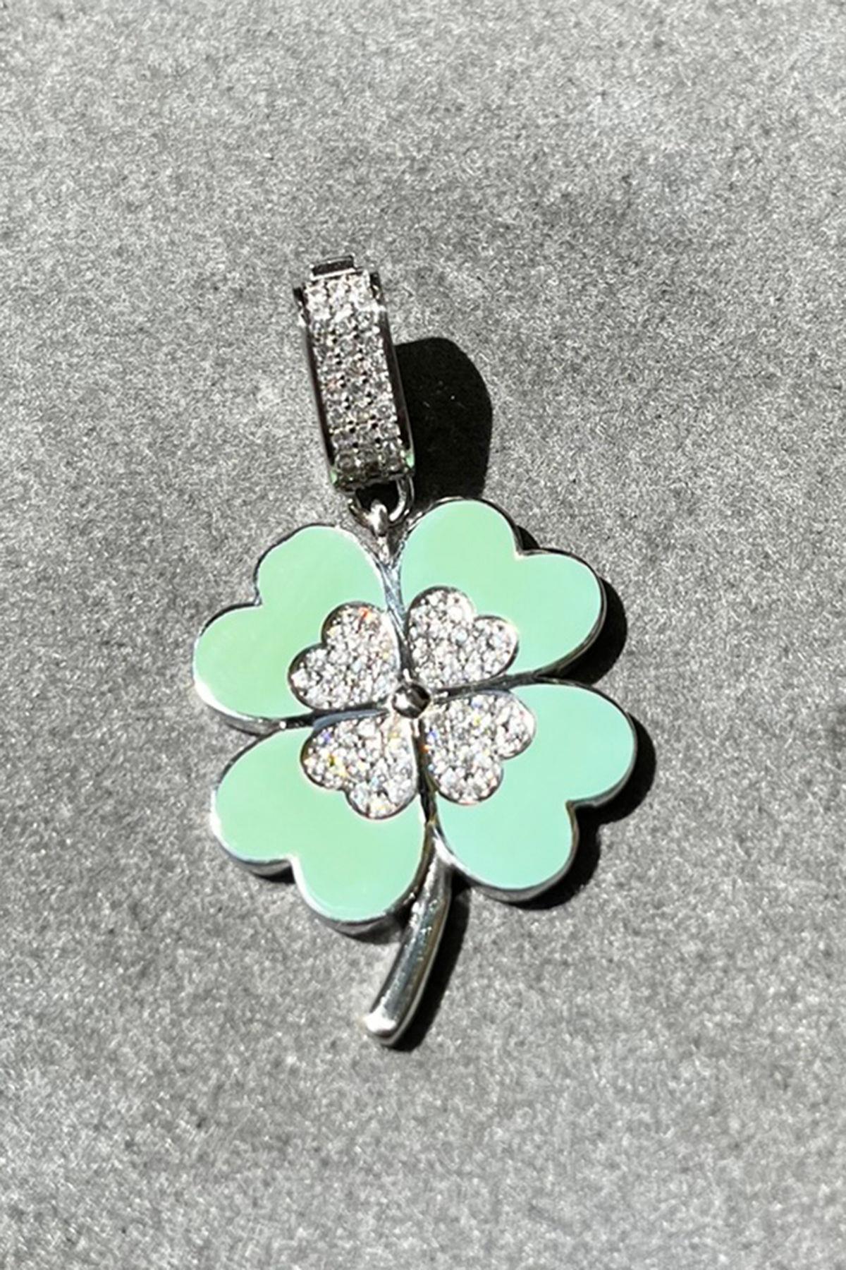 Yonca Model Taşlı Gümüş Kolye Ucu By-8504