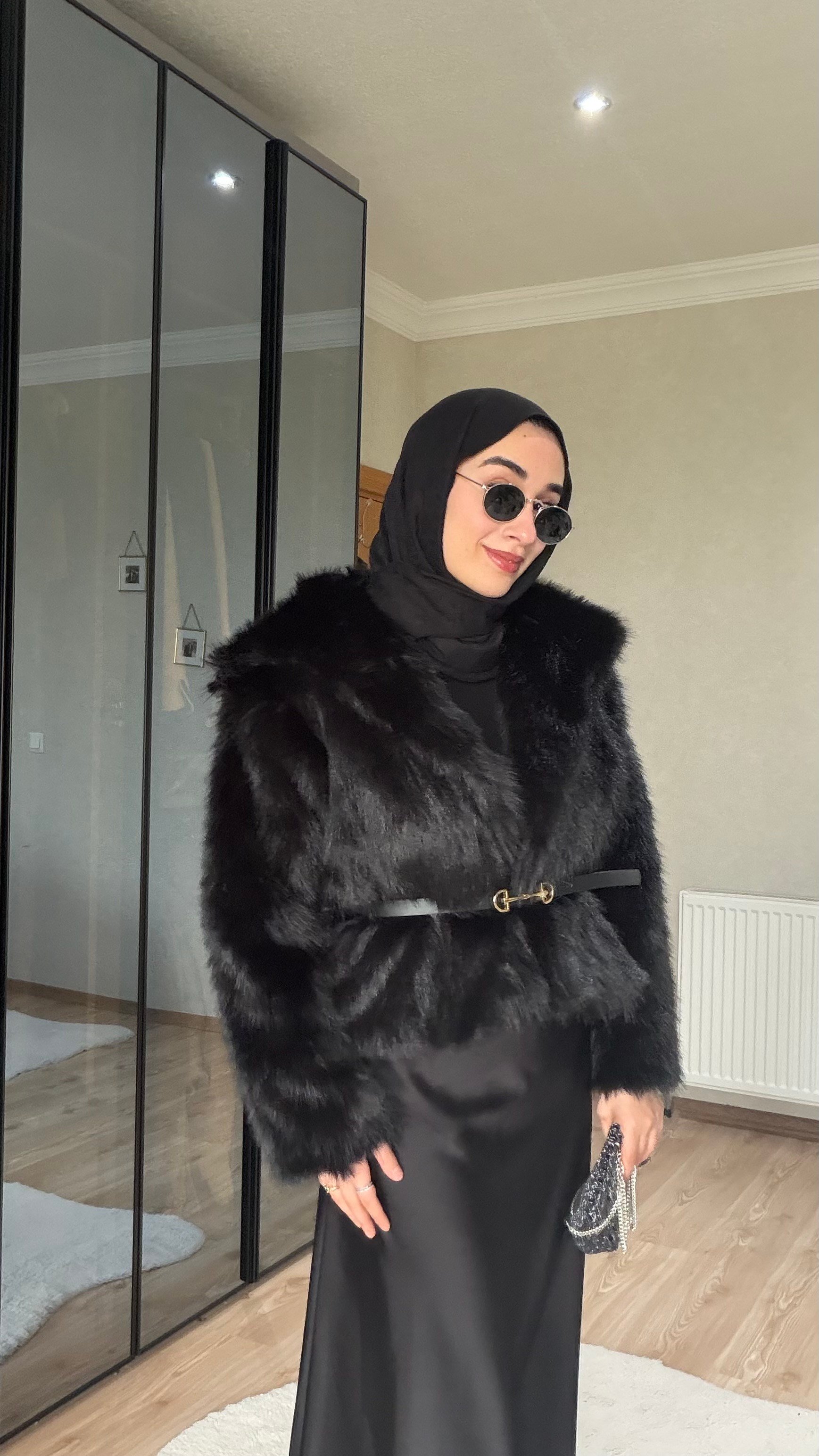 LOLİTA KÜRK 