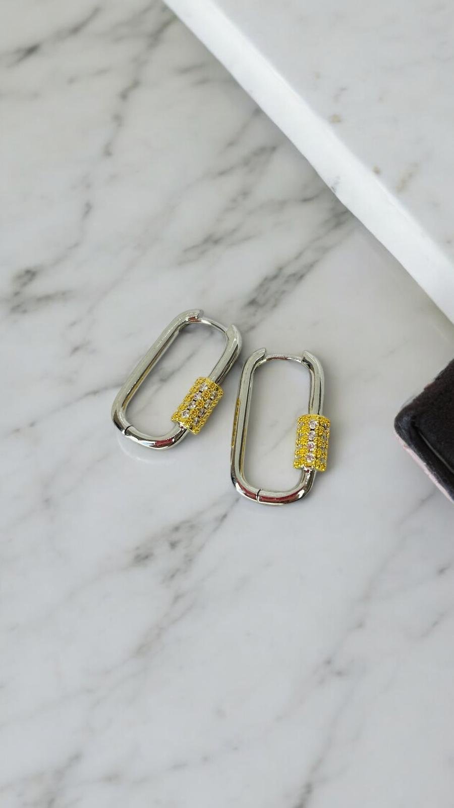 3 Burgu Oval Halka Küpe