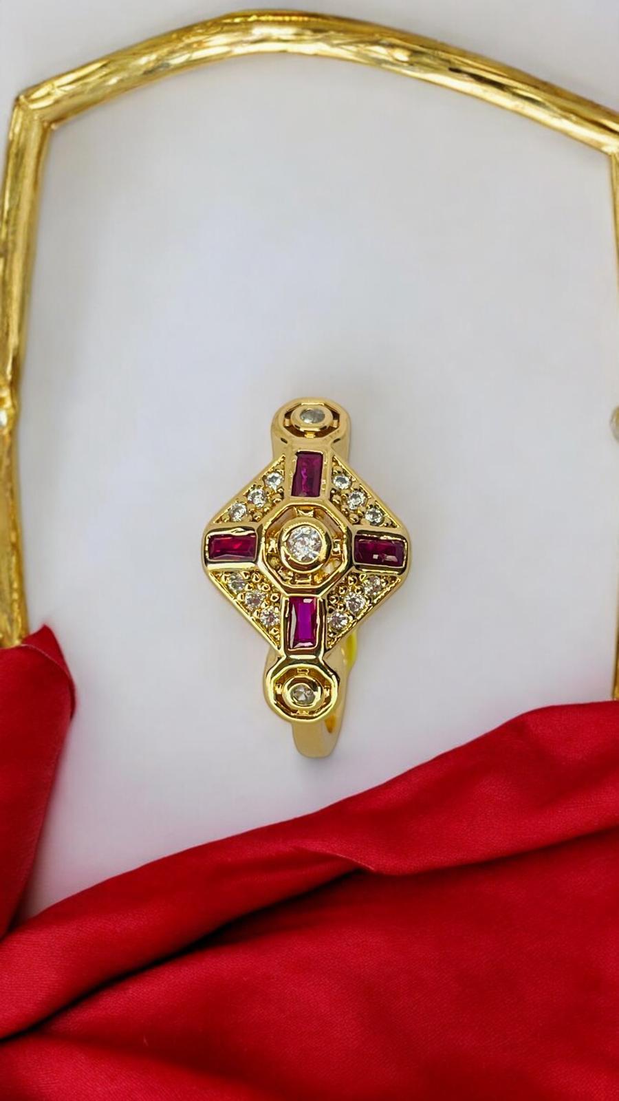 4 Kenarlı Fuşya Taşlı Ayarlanabilir Yüzük