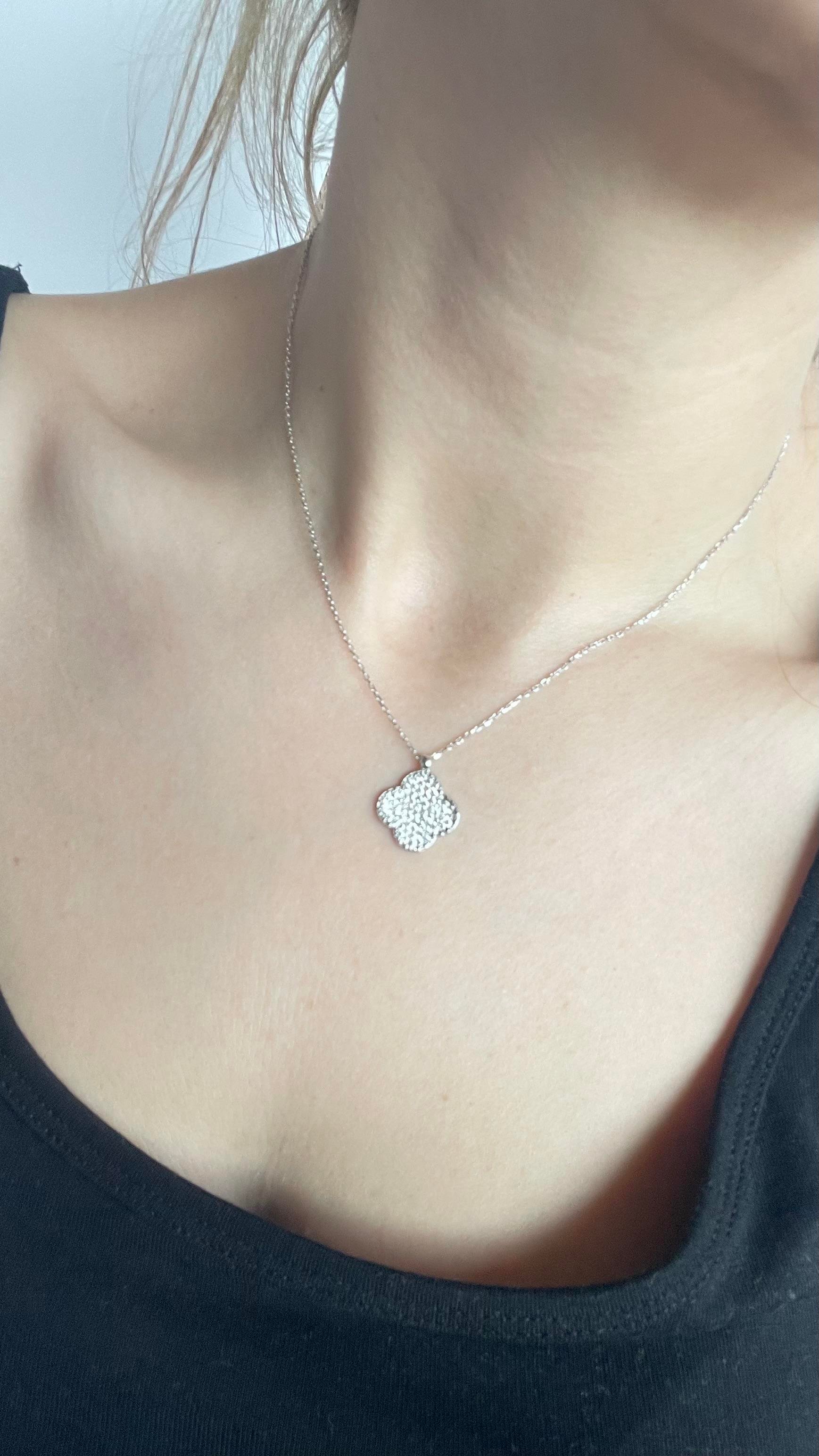 925 Ayar Full Taşlı Yonca Kolye