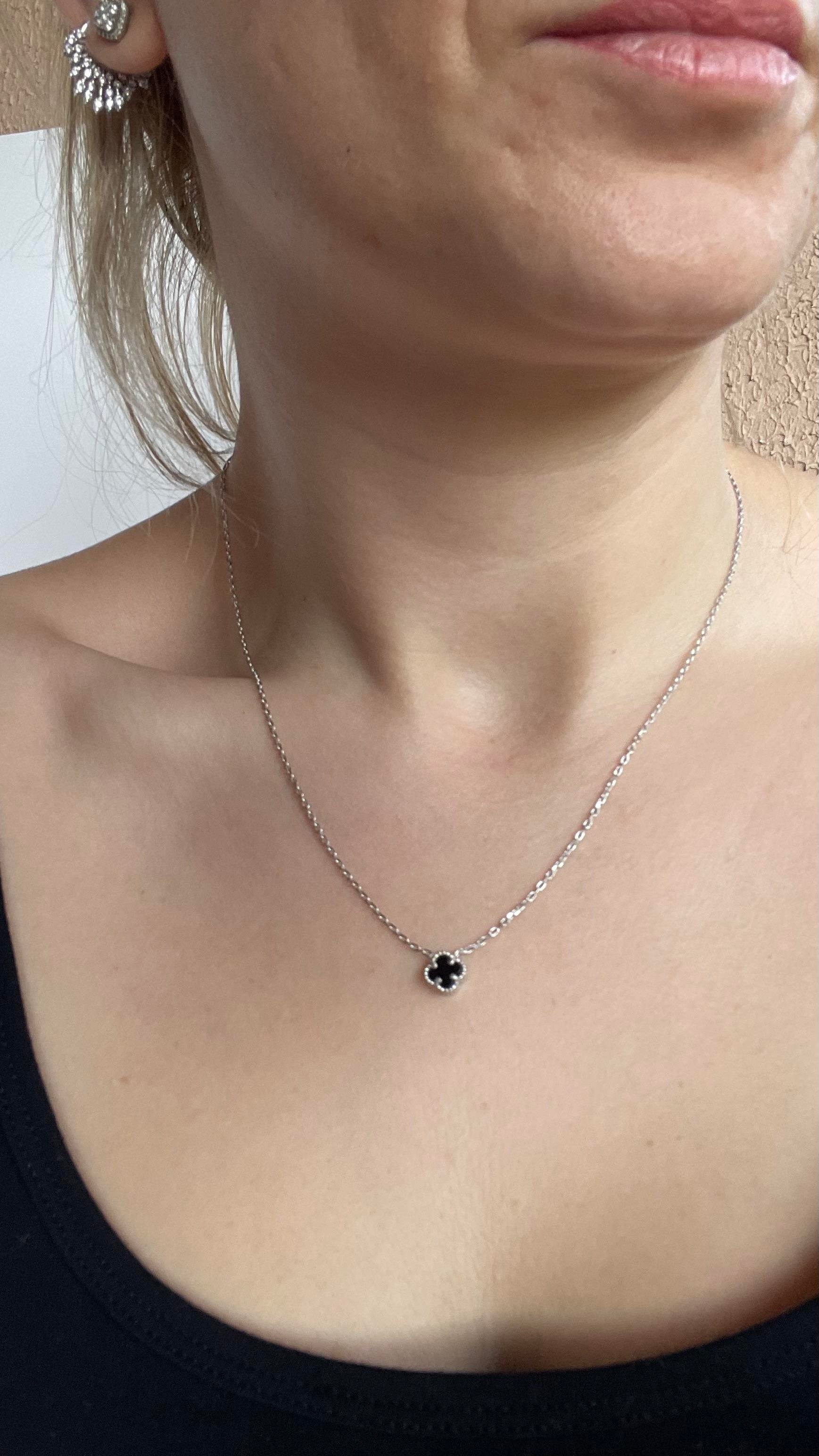 925 Ayar Mini Boy Siyah Yonca Kolye