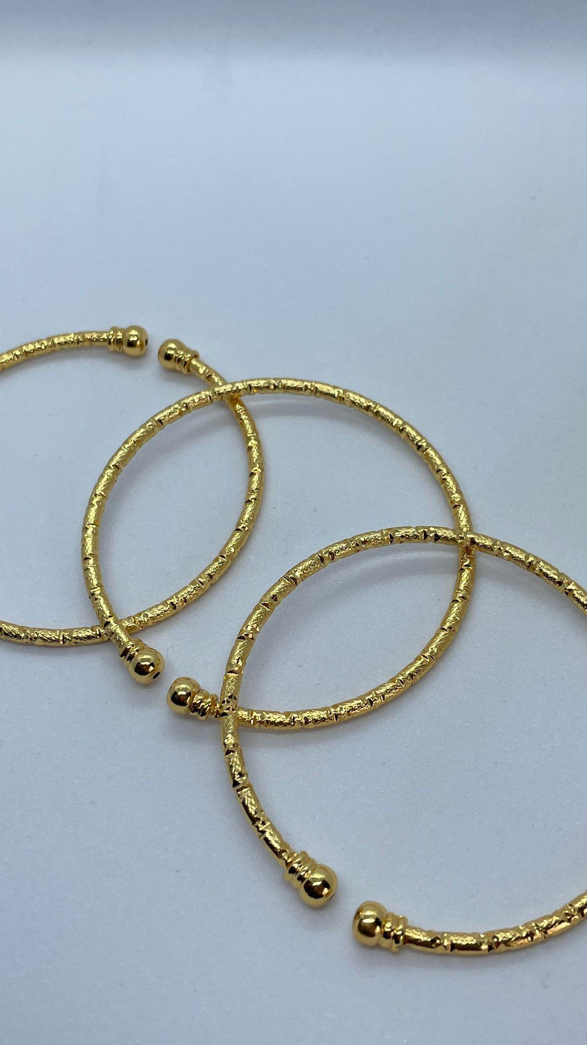 Ajda Gold Kelepçe Bileklik