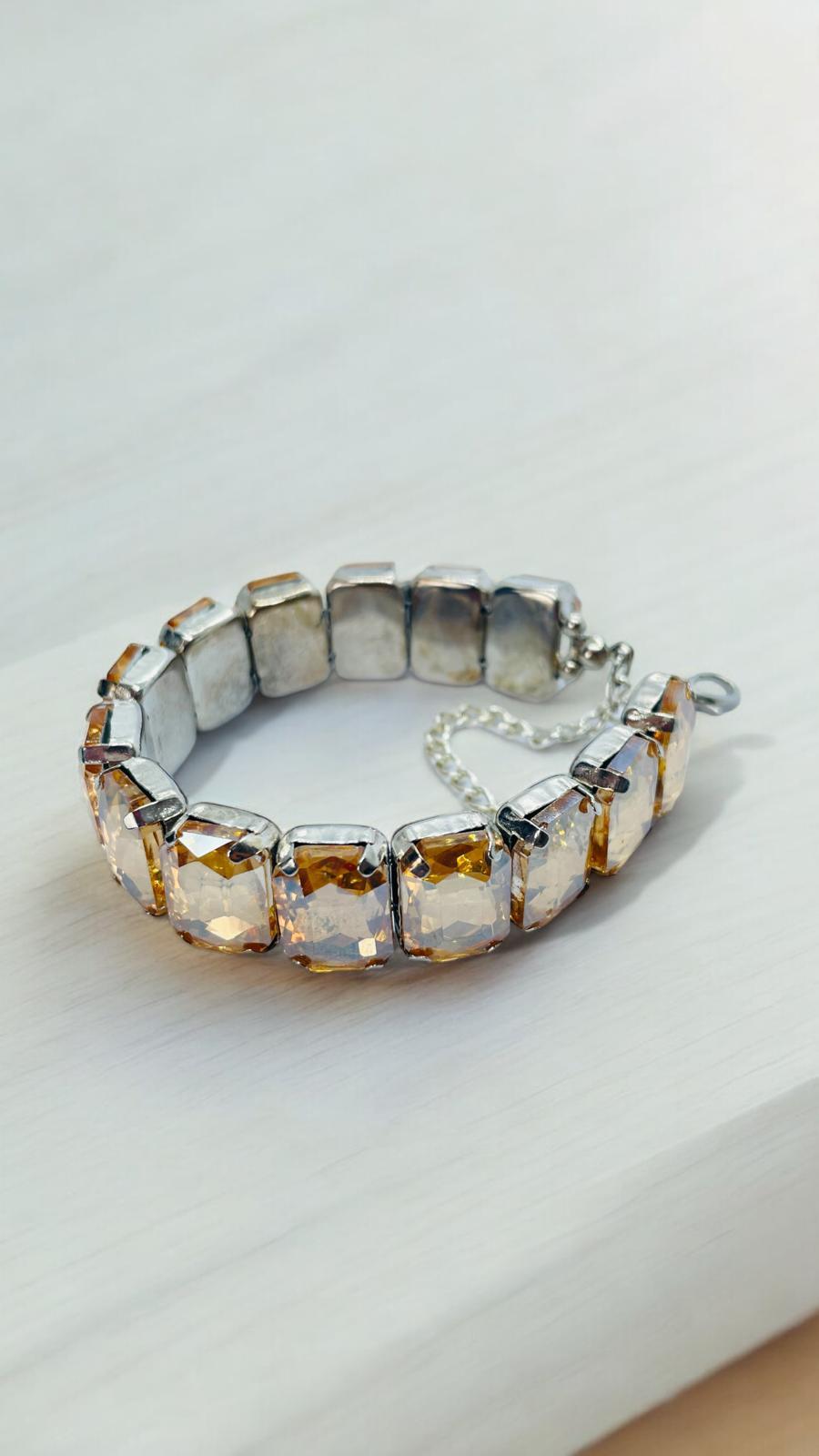 Büyük Swa Taşlı Handmade Bileklik