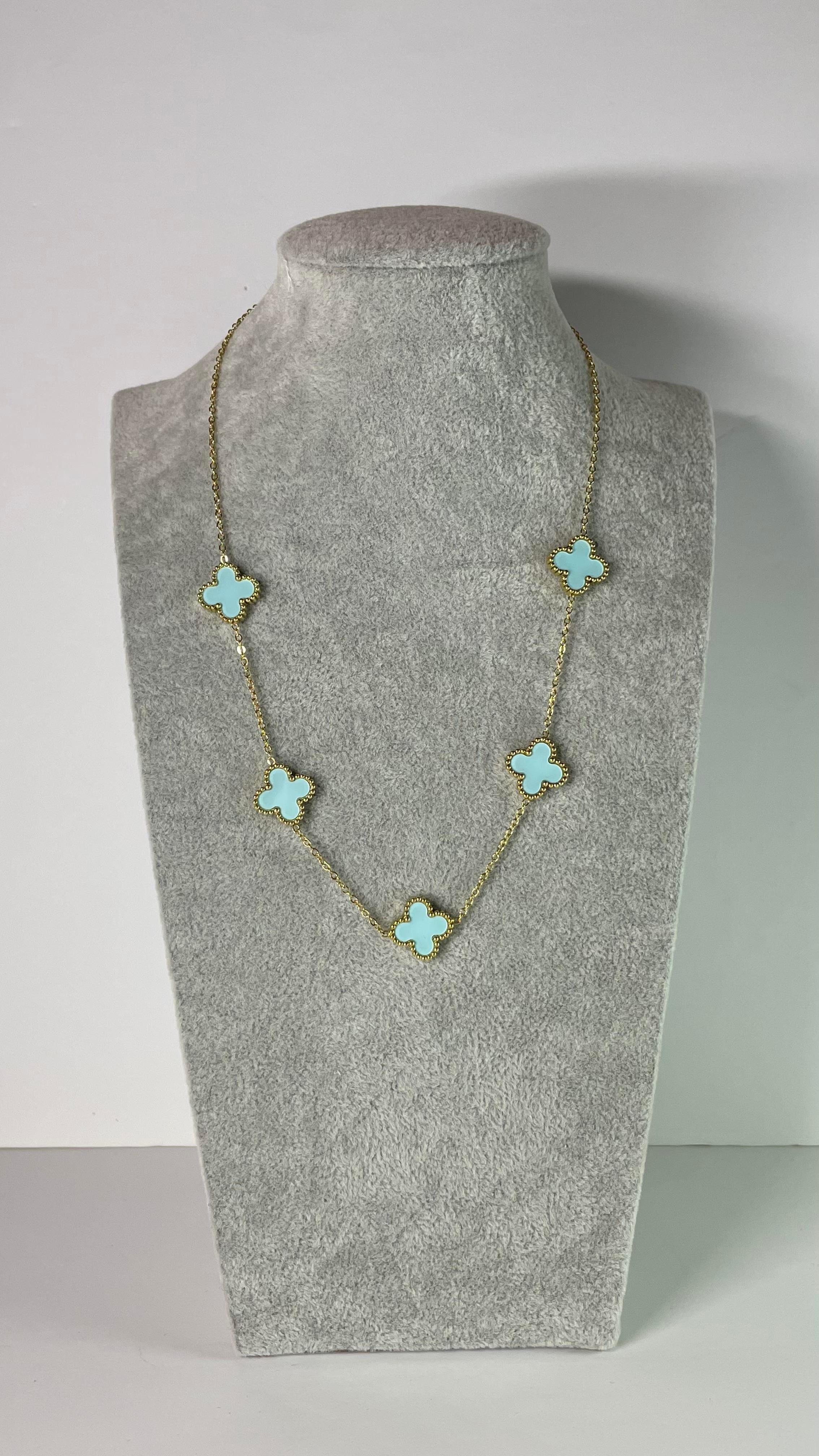 Çelik Açık Mavi Yonca Kolye