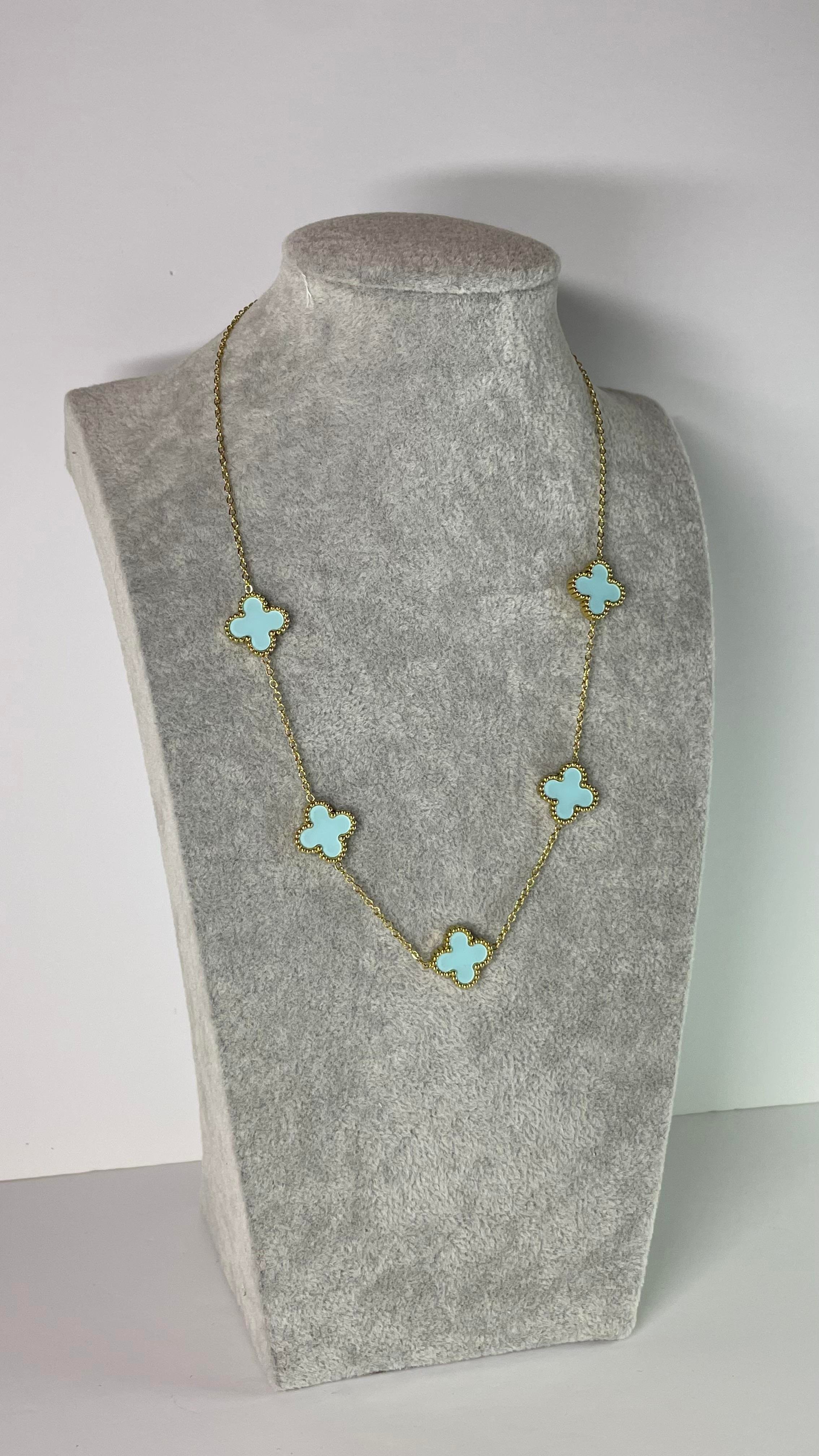 Çelik Açık Mavi Yonca Kolye