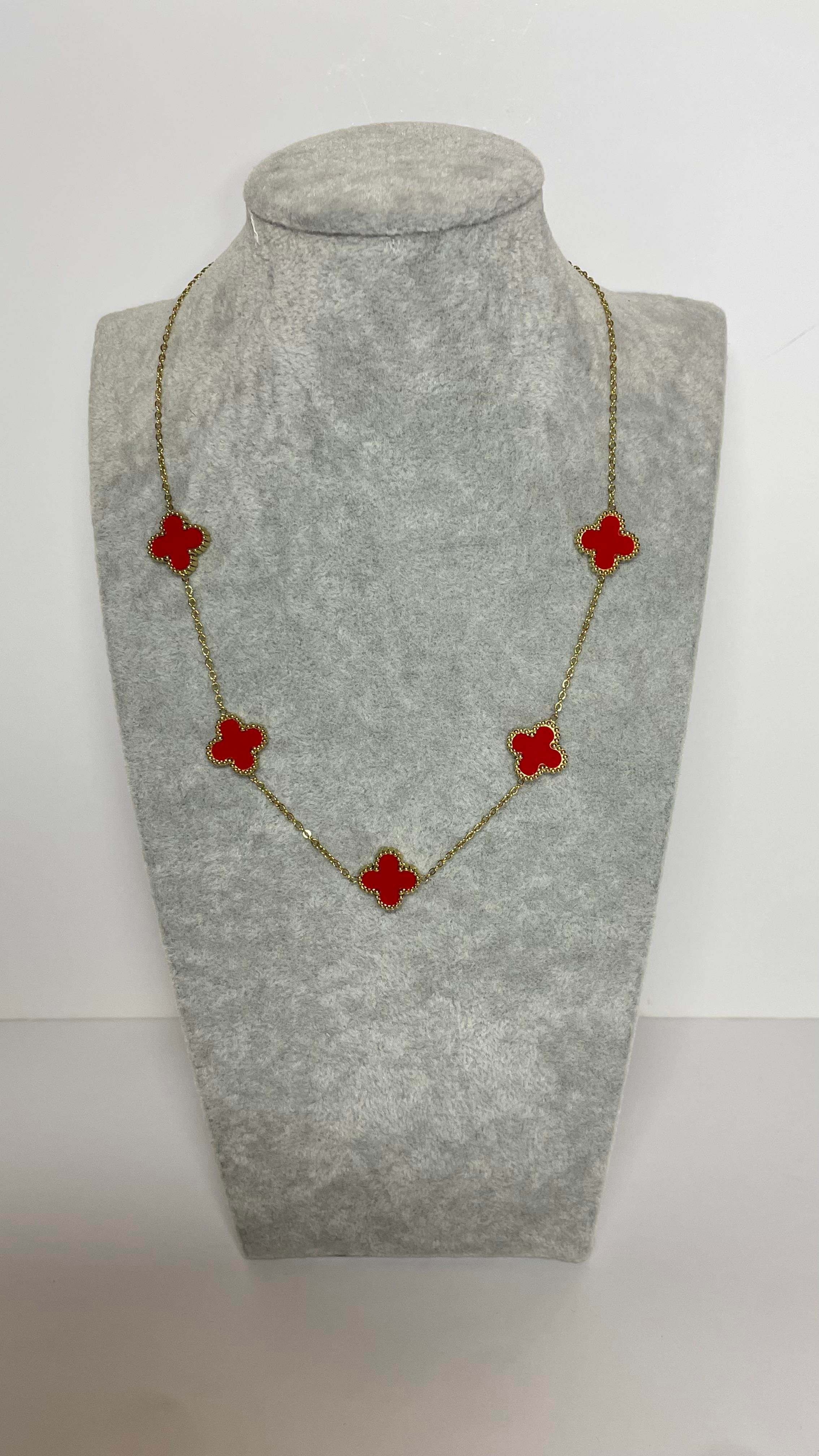 Çelik Kırmızı Gold Yonca Kolye