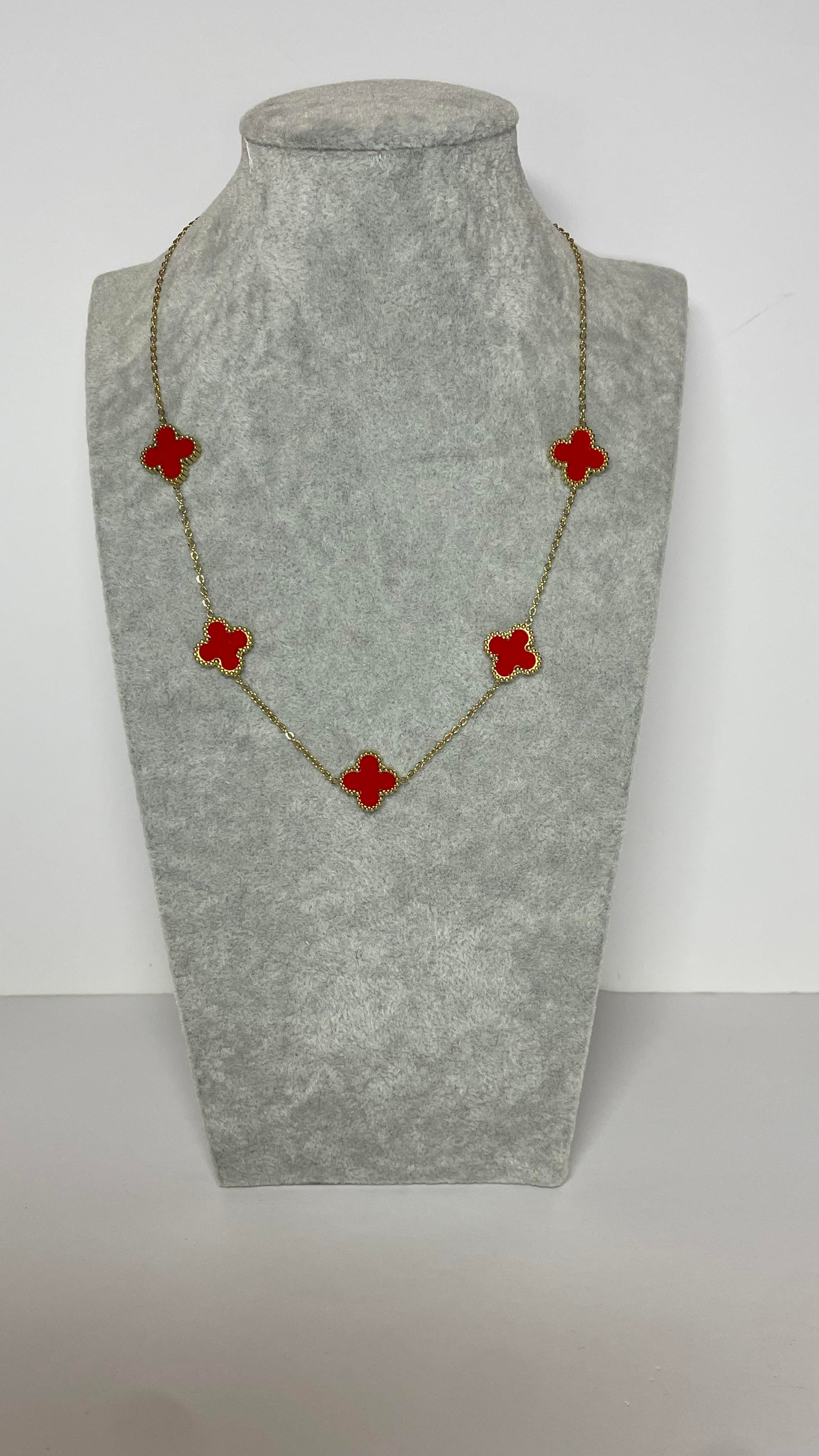 Çelik Kırmızı Gold Yonca Kolye