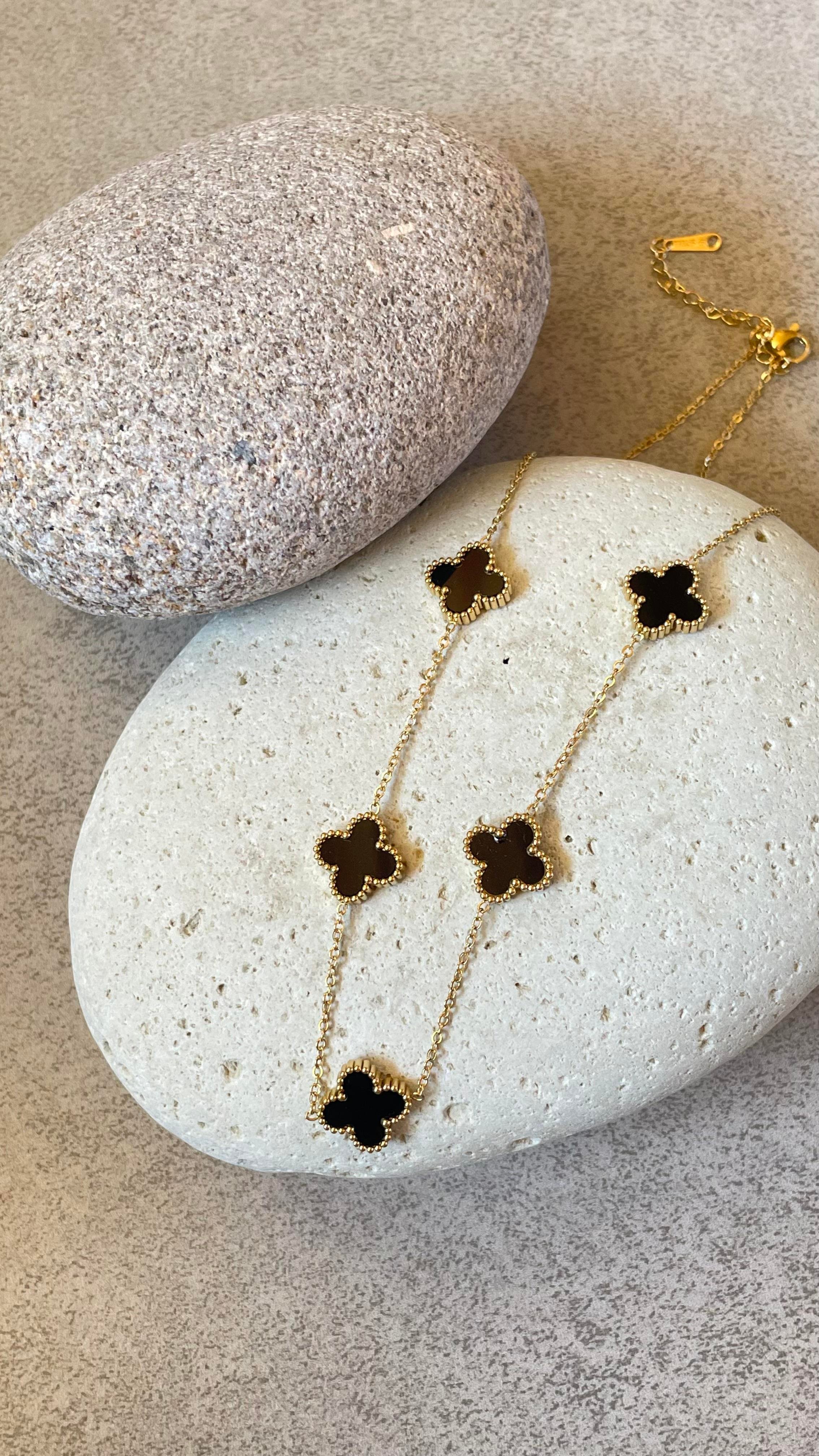 Çelik Siyah- Gold Kolye