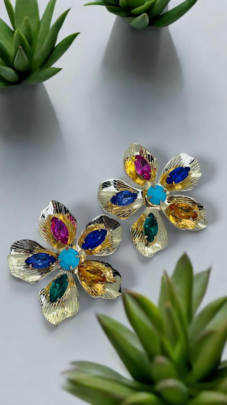 Çiçekli Taşlı Küpe