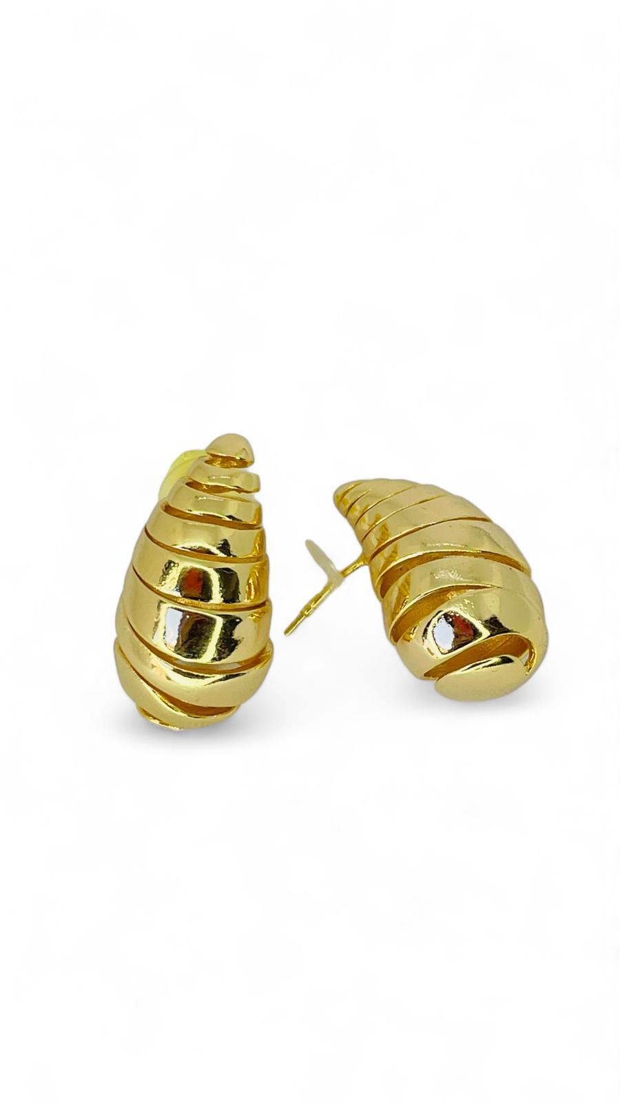 Damla Şerit Kesimli Gold Küpe